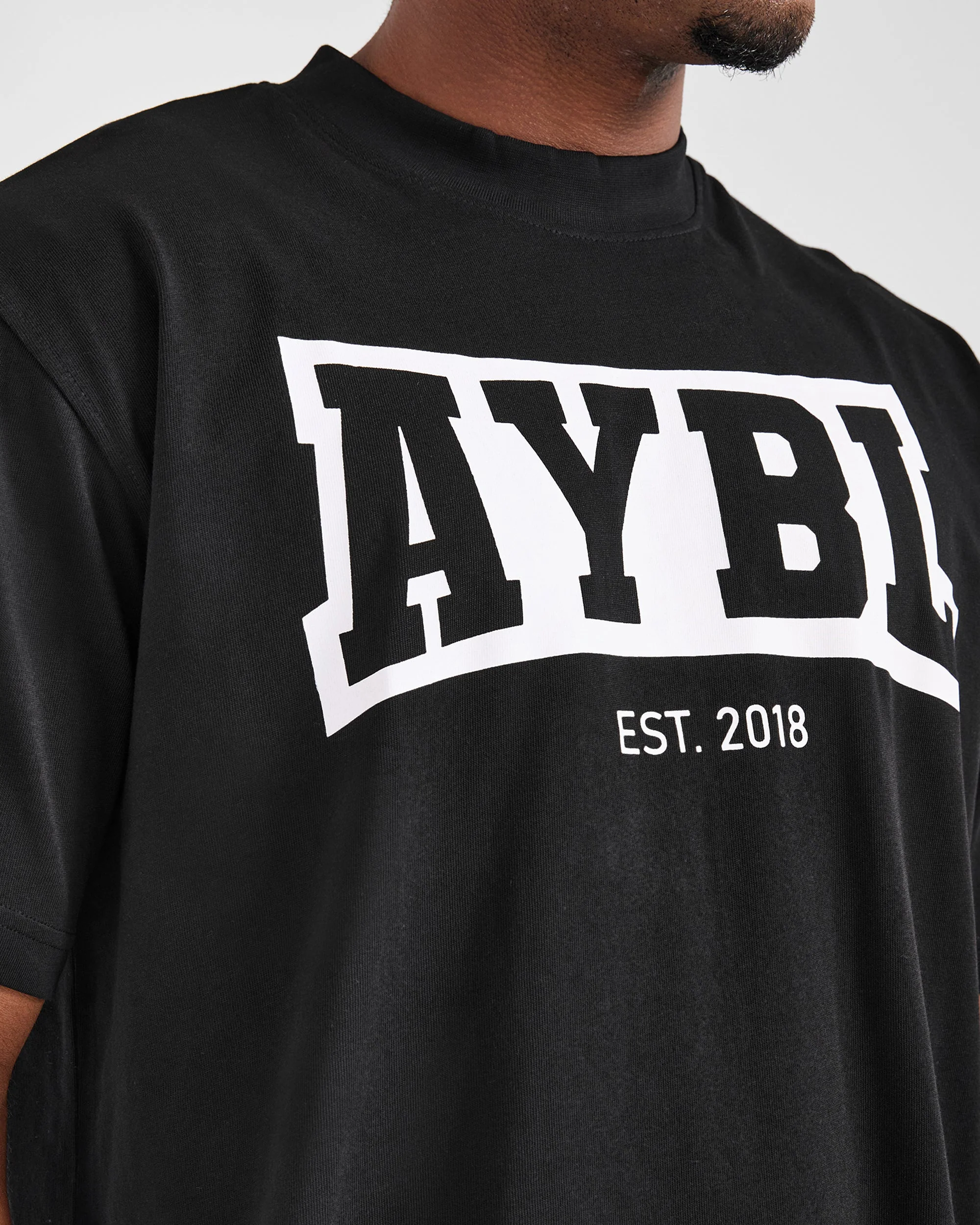 Academy Oversized T Shirt - Zwart - Image 6