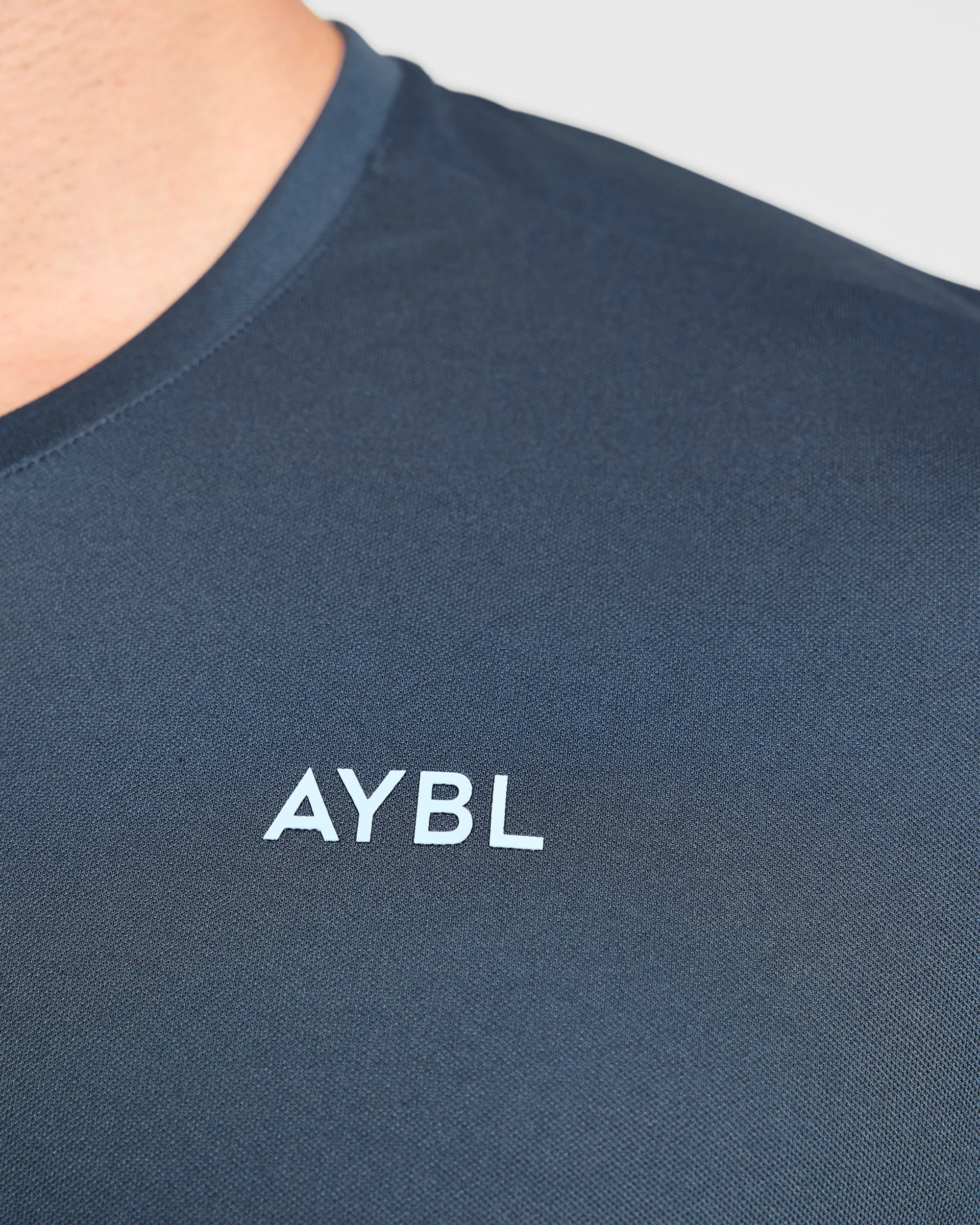 Active T Shirt - Muted Navy/Light Blauw - Image 4