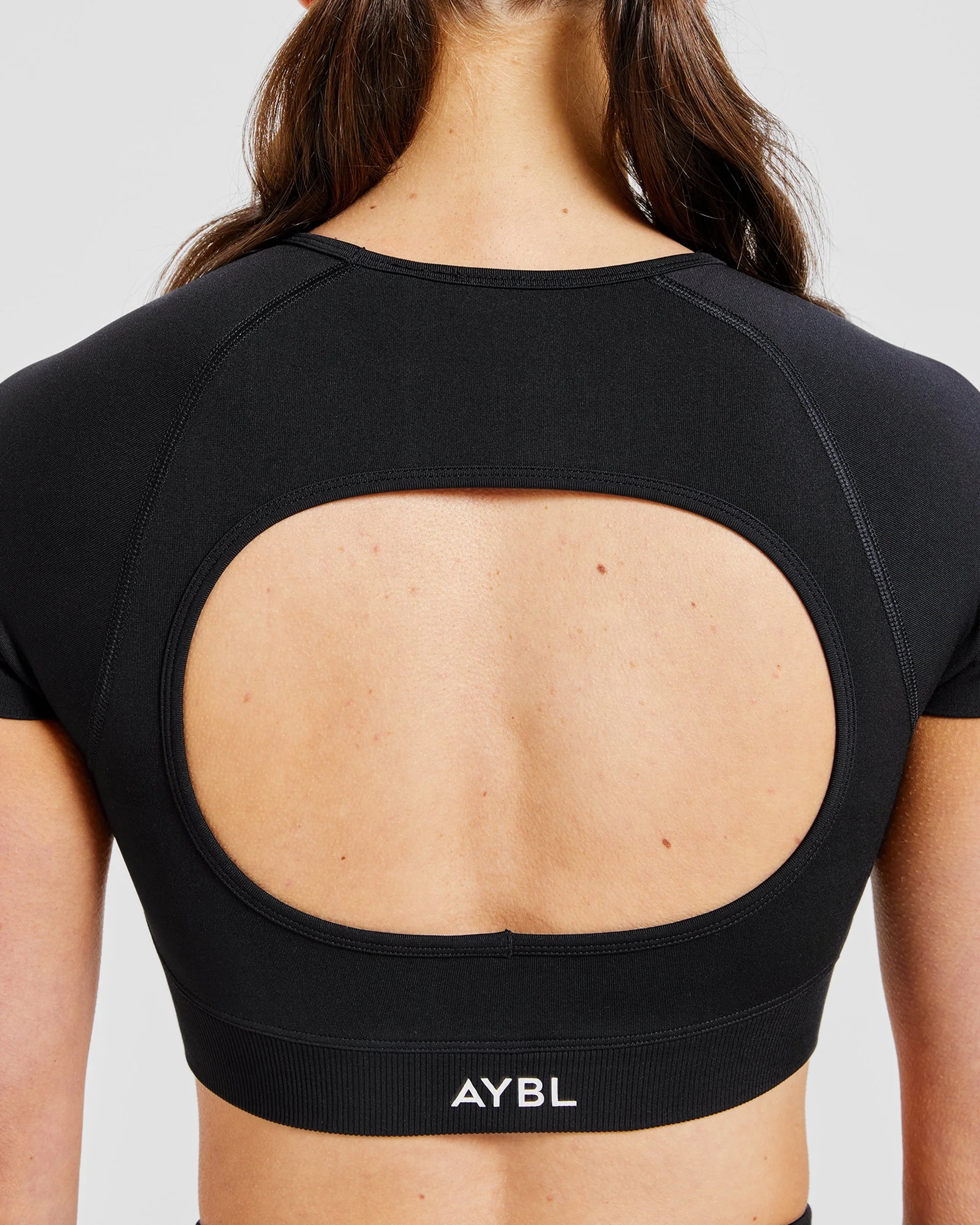 Adapt Seamless Crop Top - Zwart - Image 6