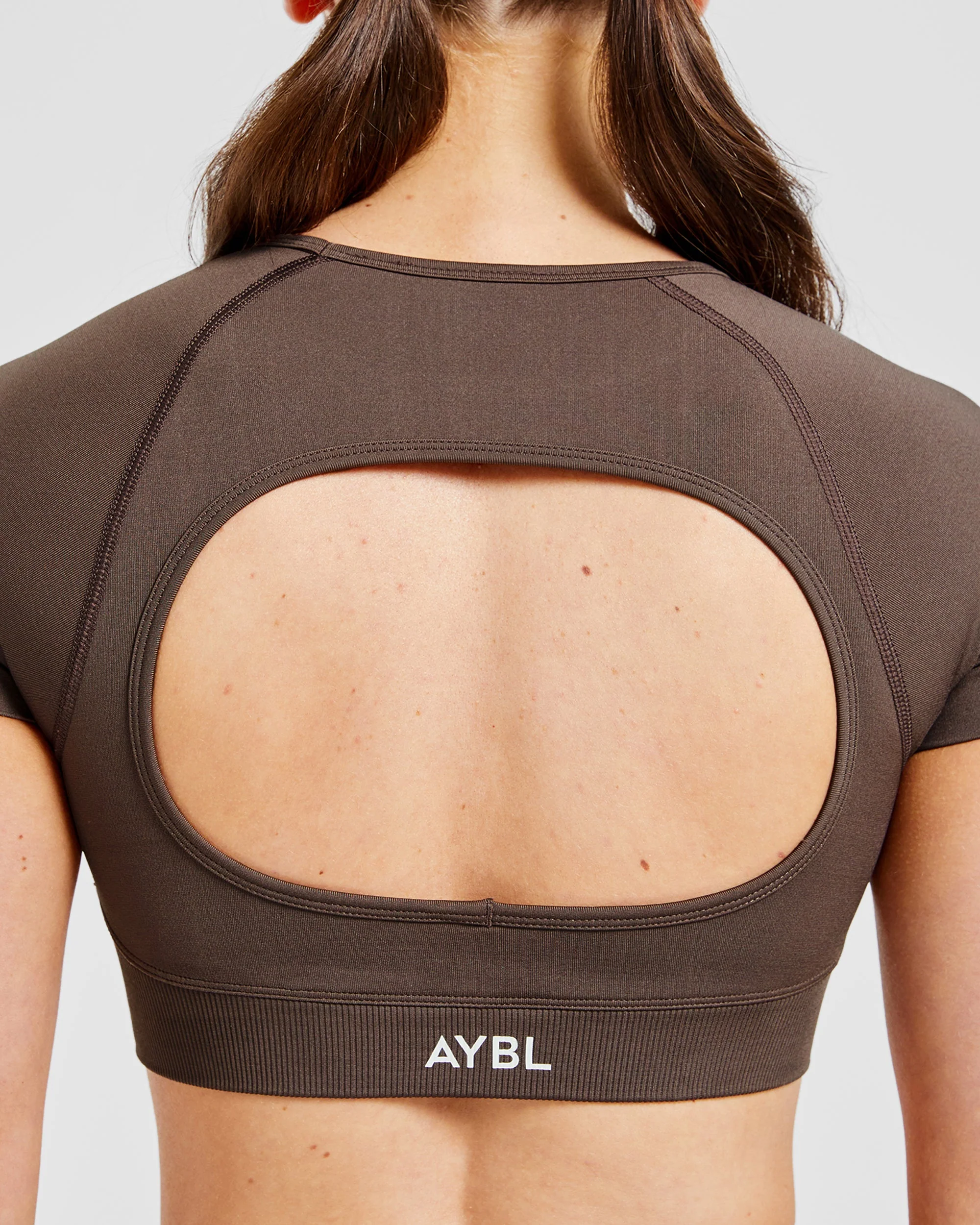 Adapt Seamless Crop Top - Bruin - Image 6