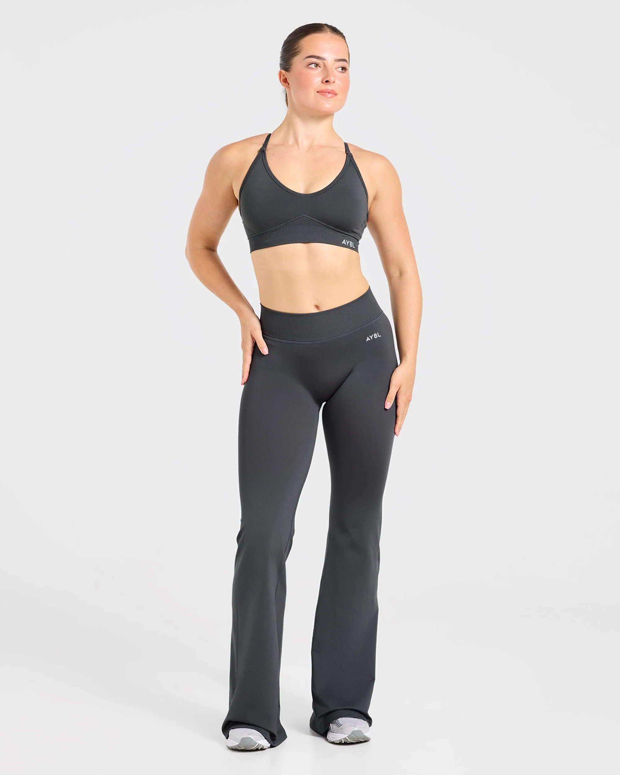 Adapt Seamless Flared Leggings - Dark Charcoal - Image 3
