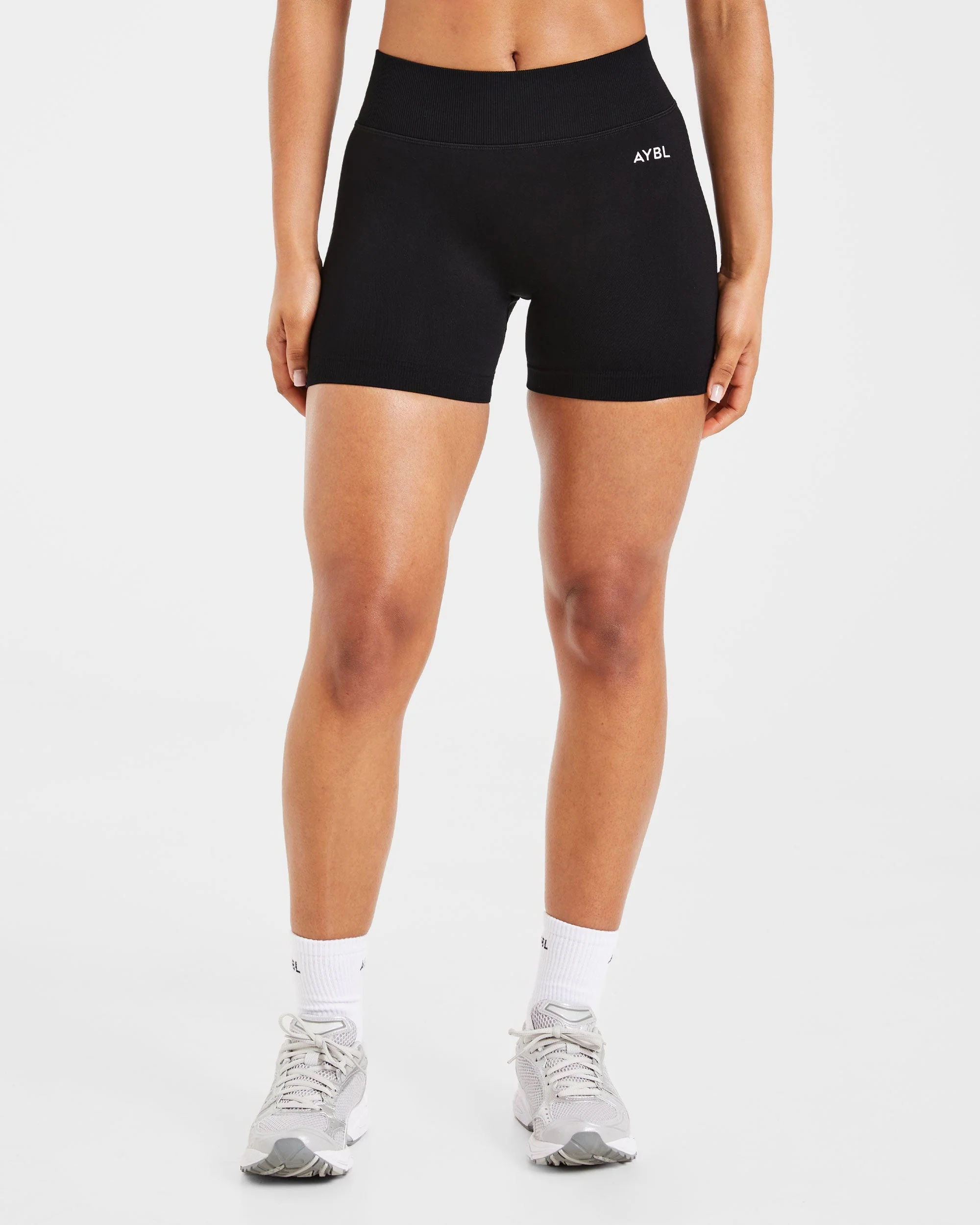 Adapt Seamless Shorts | 4.5" - Black - Image 2