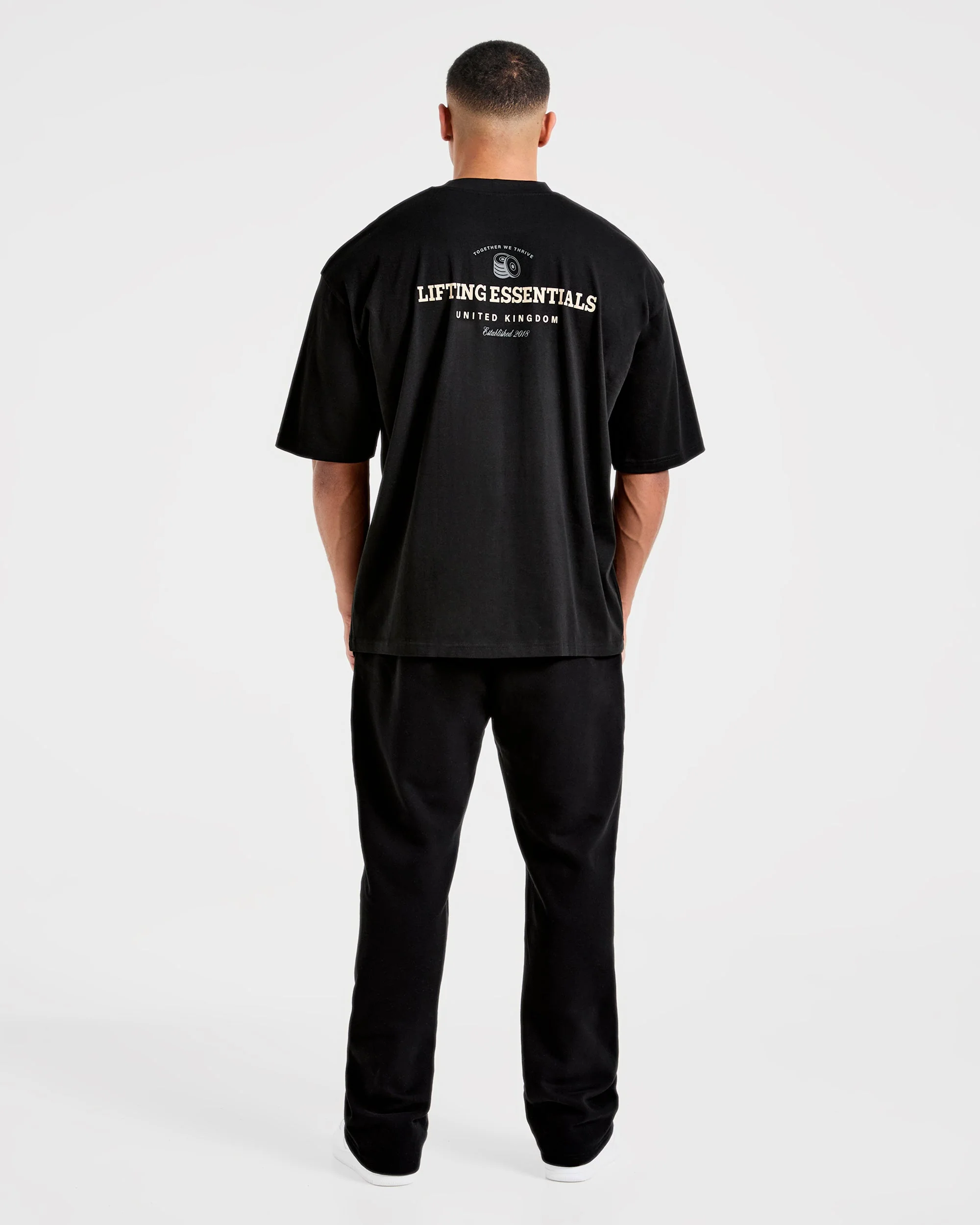 Apex Lifting Essentials Oversized T Shirt - Zwart/Crème - Image 4