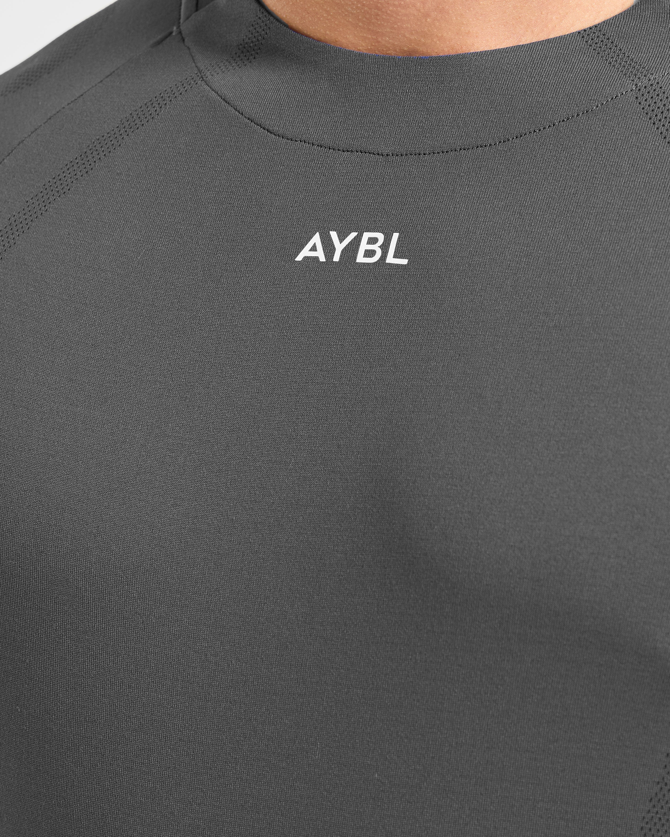 Attain Seamless T Shirt - Storm Grijs - Image 5