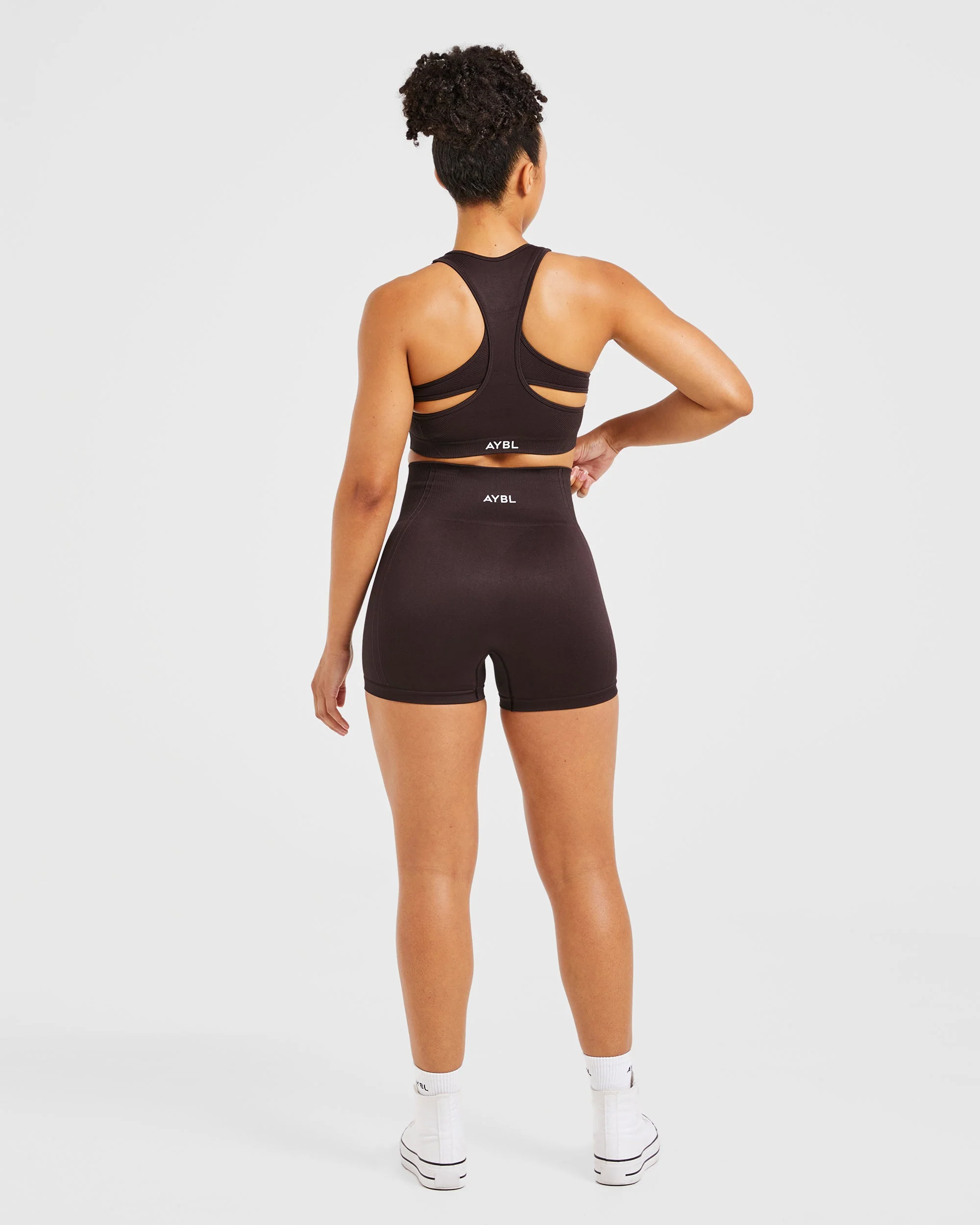 Balance V3 Seamless Shorts - Dark Bruin - Image 4