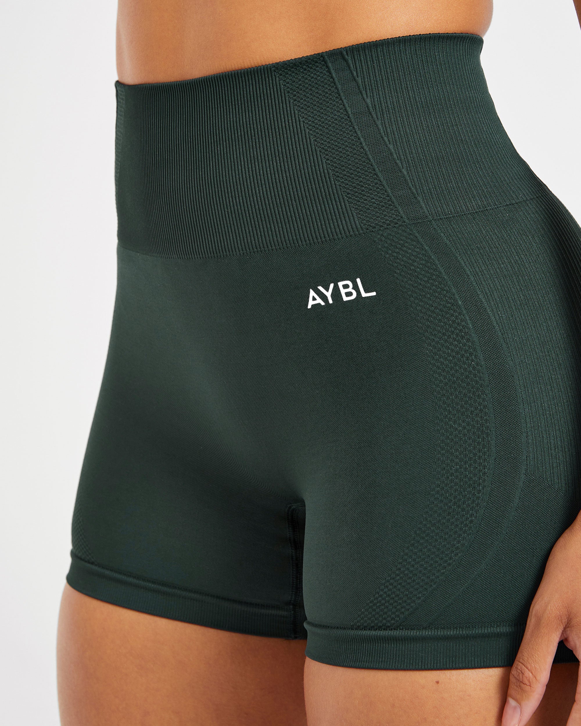 Balance V3 Seamless Shorts - Dark Groen - Image 5
