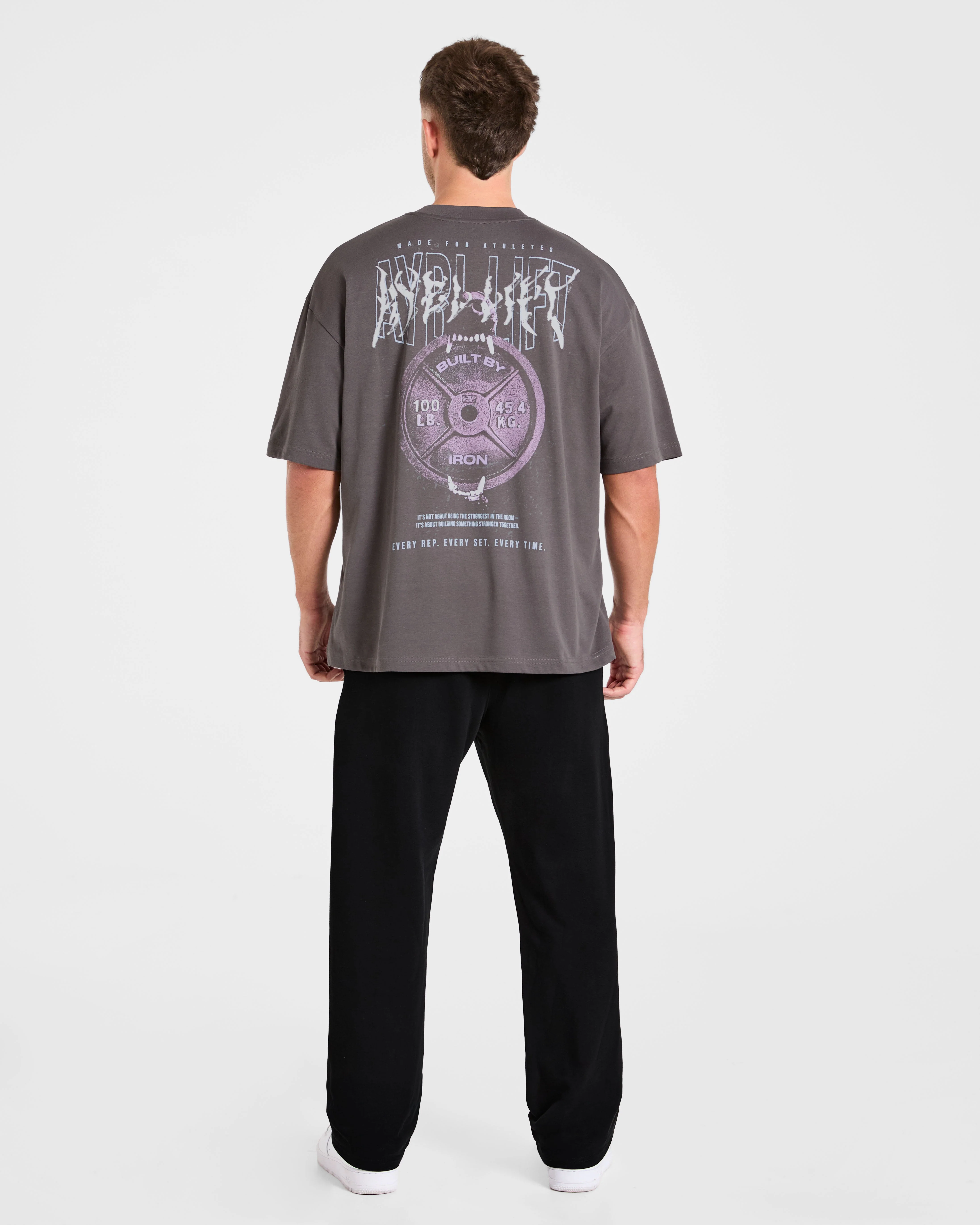 Doberman Strength Oversized T Shirt - Storm Grijs - Image 4