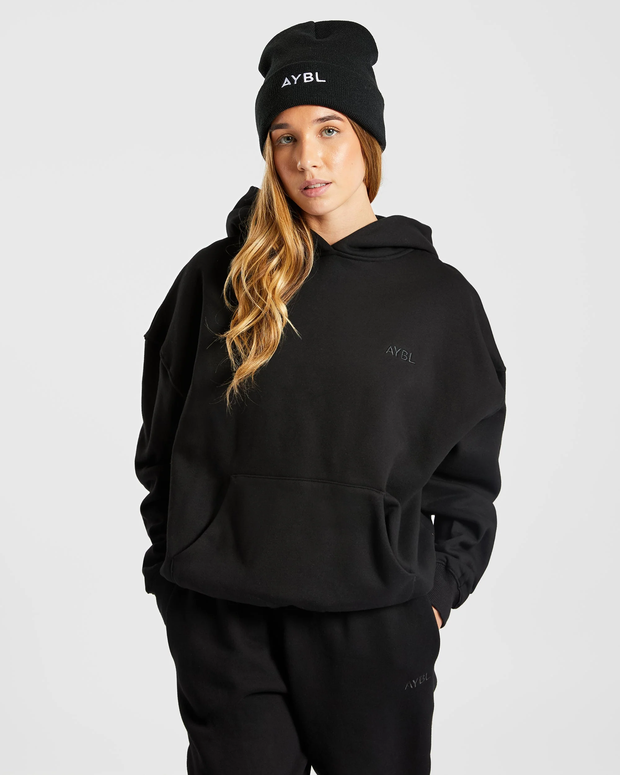 Embroidered Beanie - Zwart - Image 4