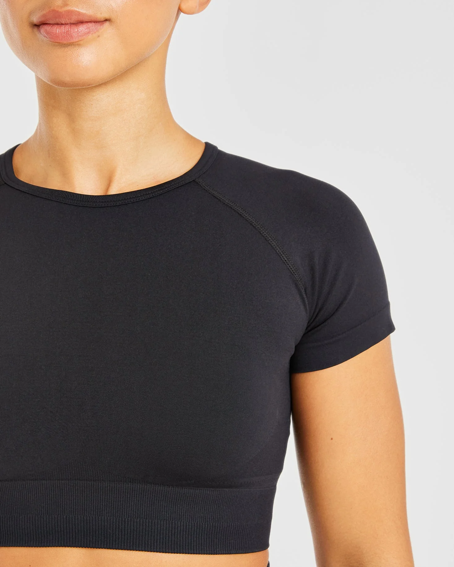 Empower Seamless Crop Top - Zwart - Image 5