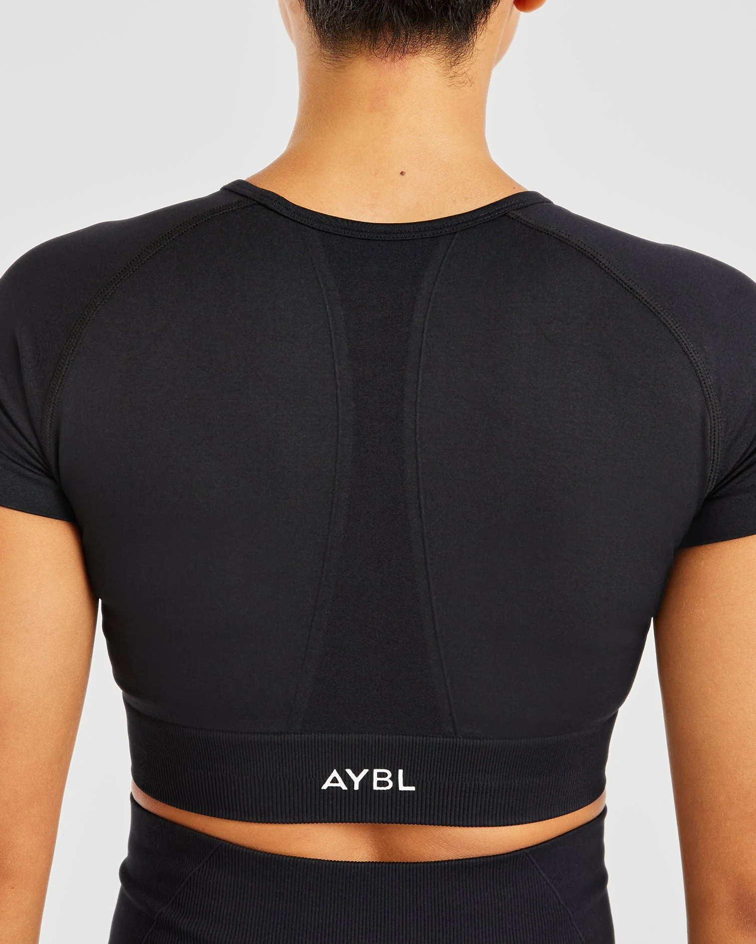 Empower Seamless Crop Top - Zwart - Image 6