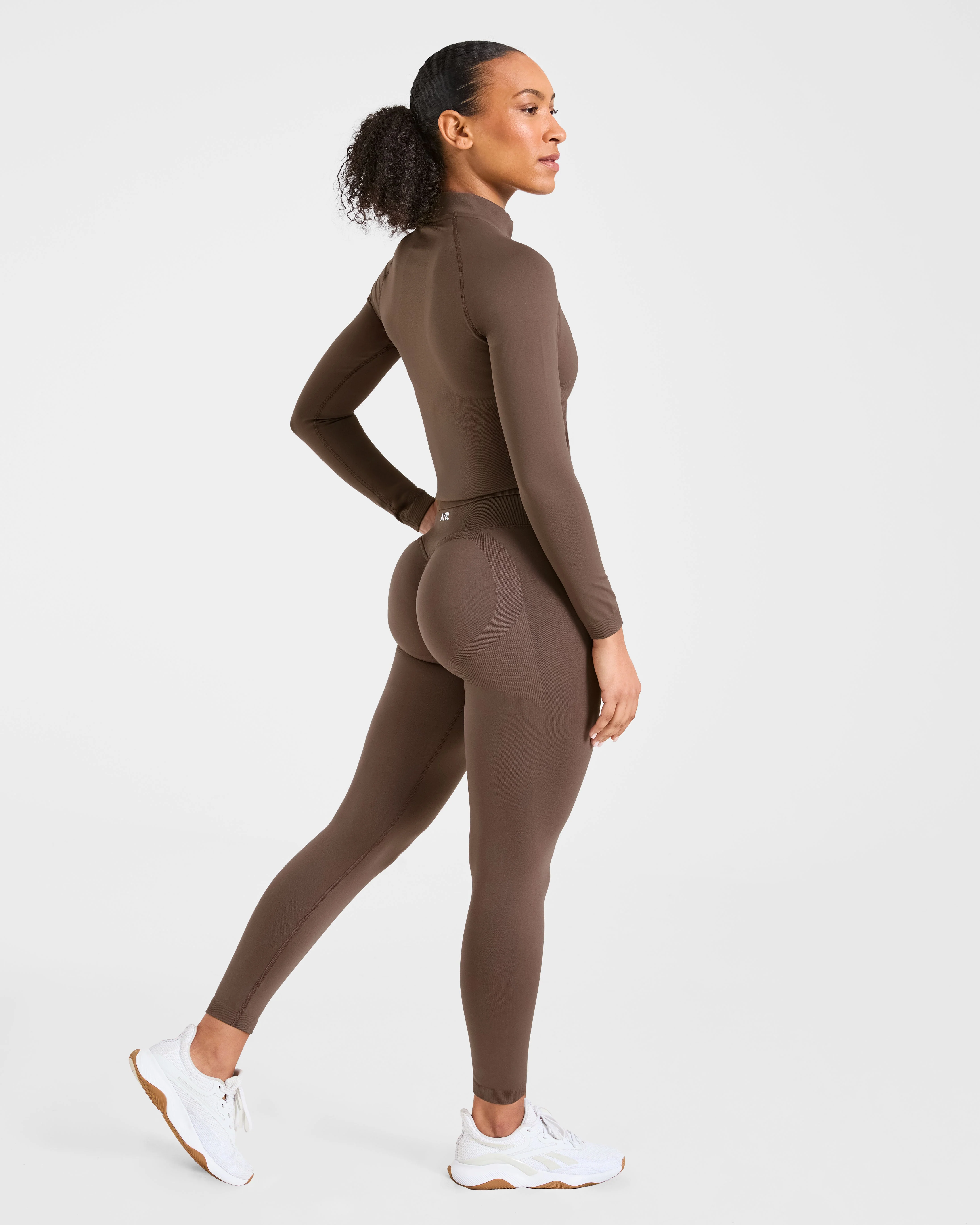 Enhance Seamless Jacket - Bruin - Image 4