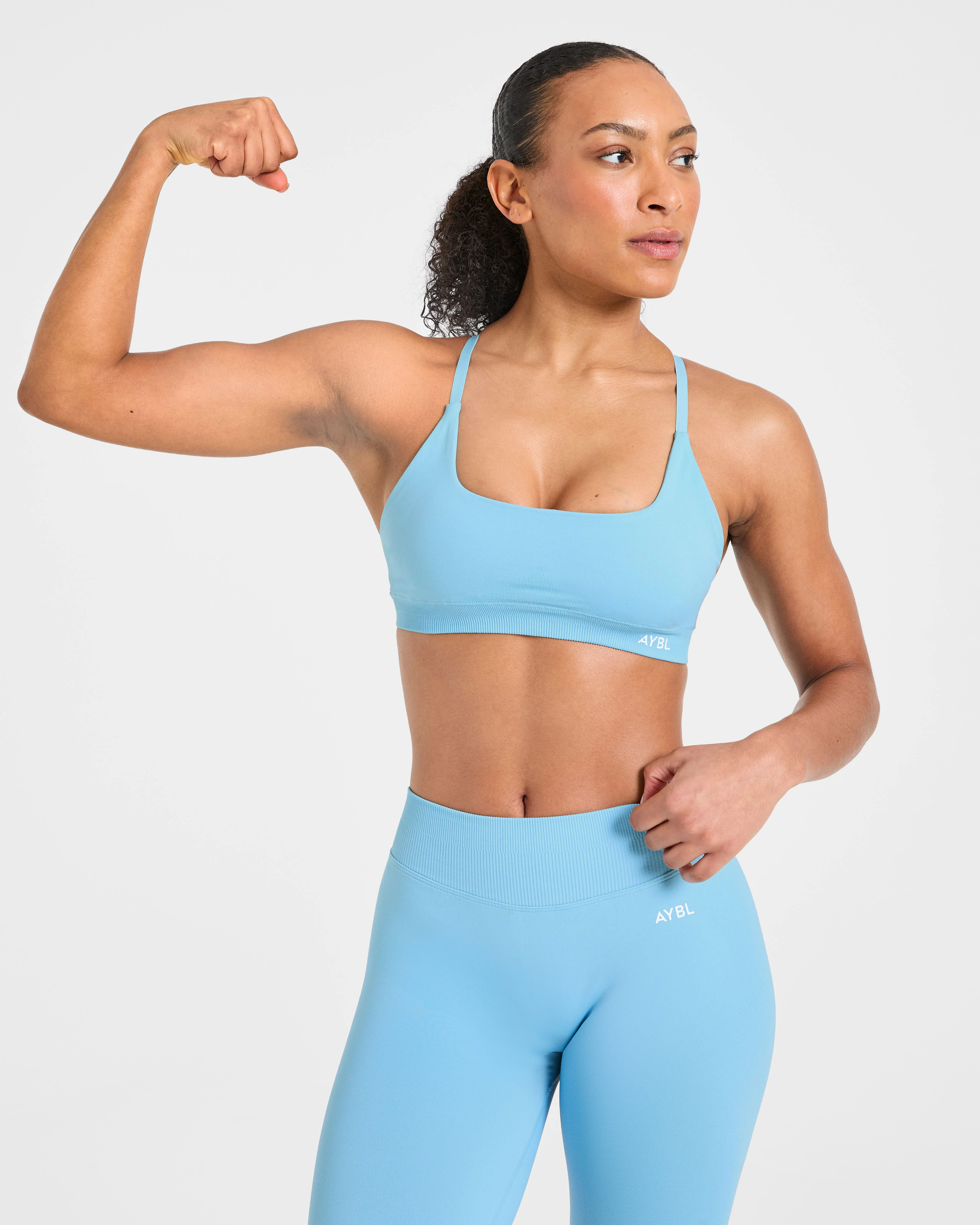Enhance Seamless Sports Bra - Powder Blauw - Image 8