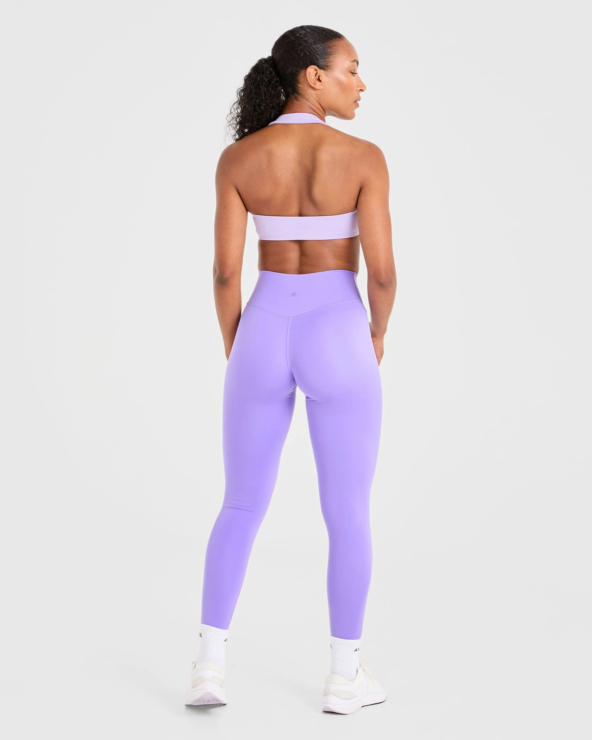 Essential Halterneck Sports Bra - Pastel Paars - Image 4