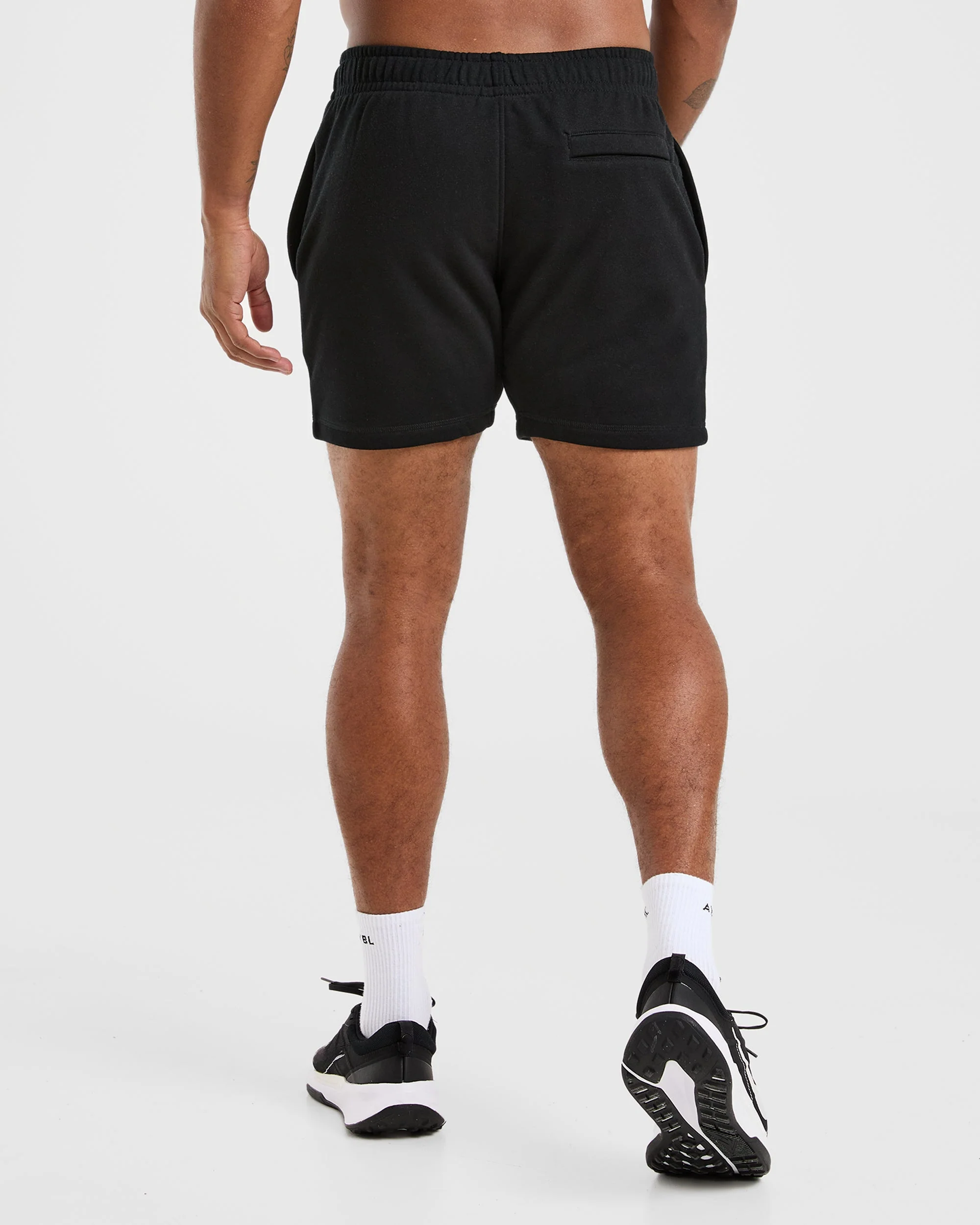 Essential Lightweight 5" Shorts - Zwart - Image 2