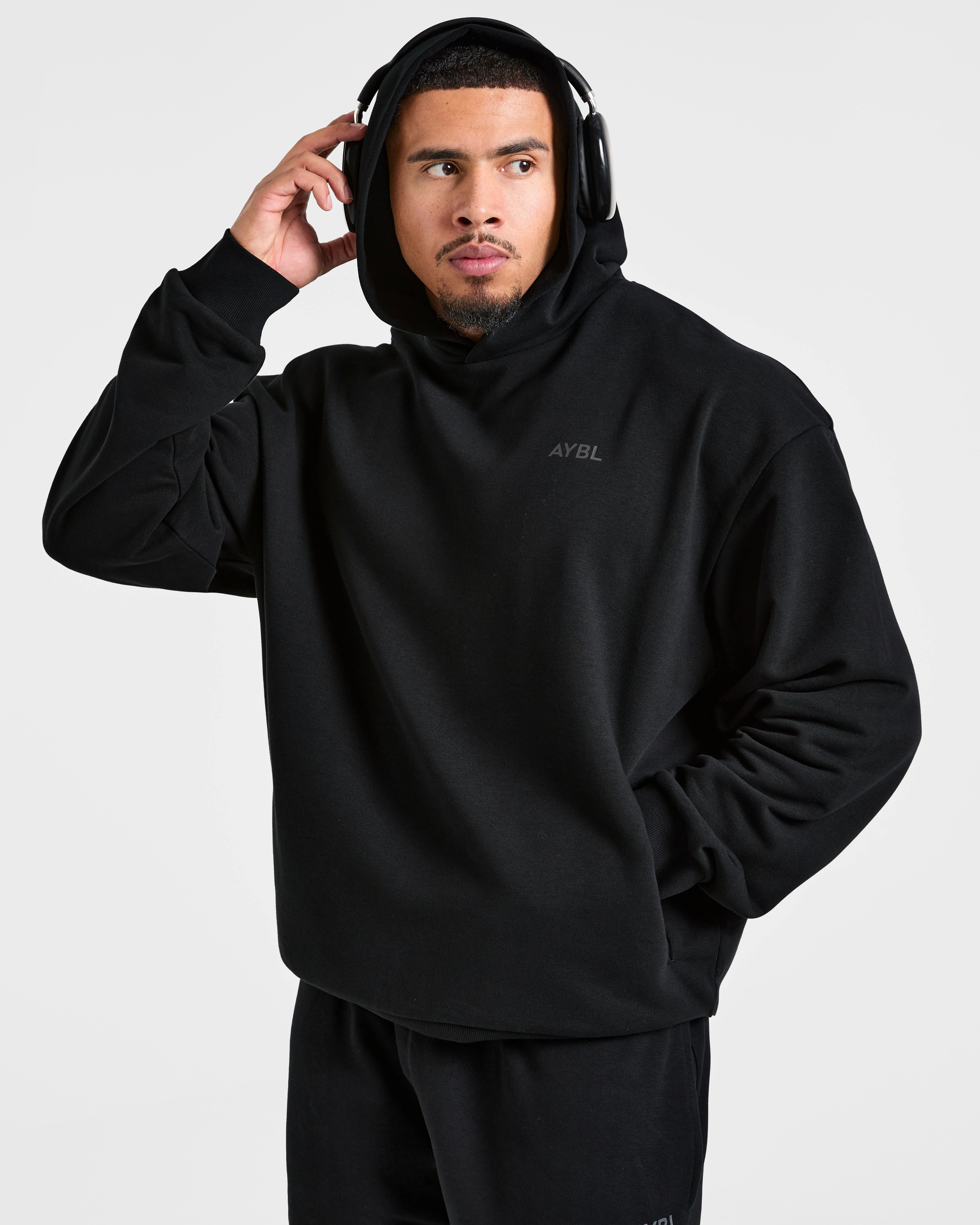 Essential Oversized Graphic Hoodie - Zwart - Image 7
