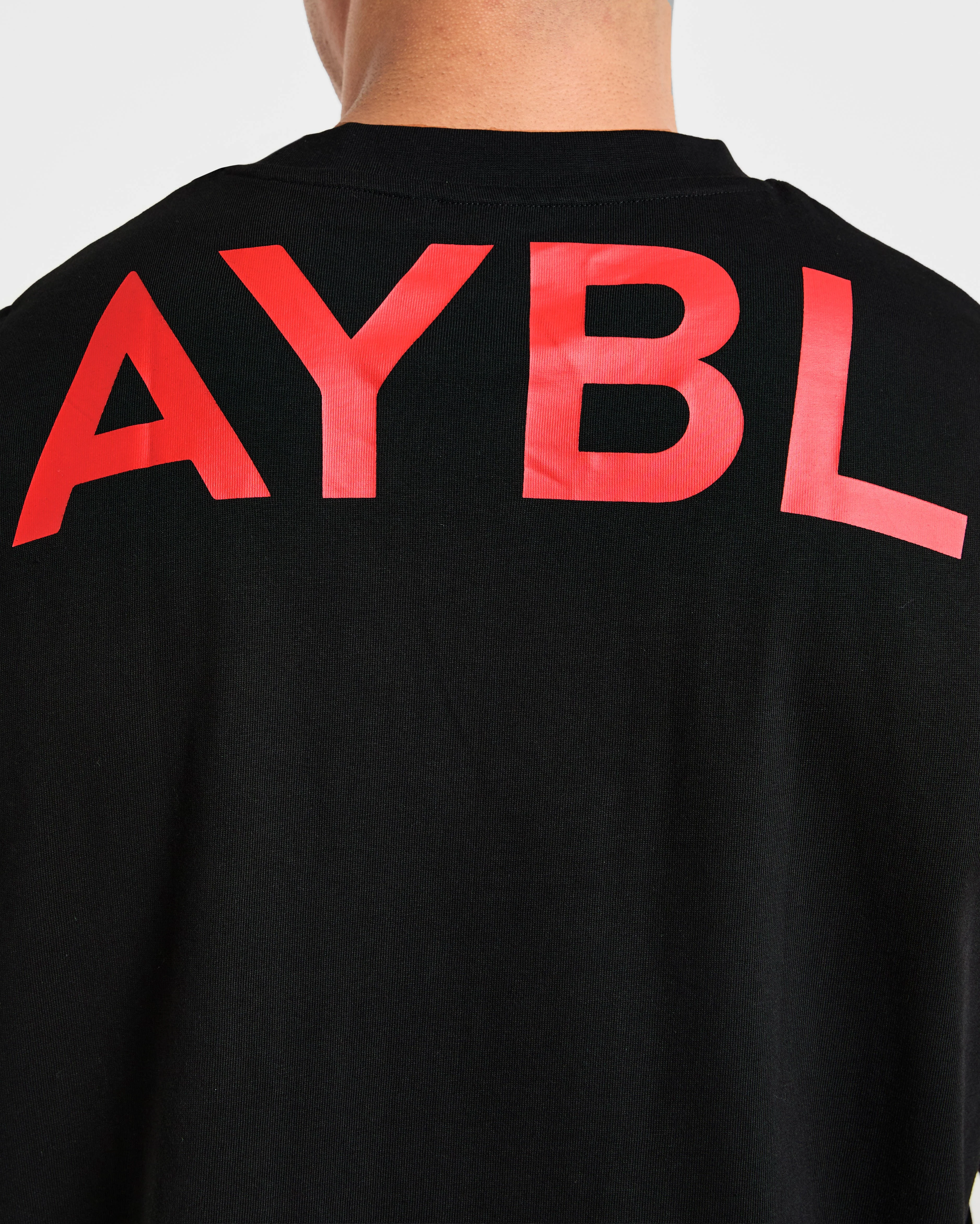 Essential Oversized Graphic Tank - Zwart/Rood - Image 6