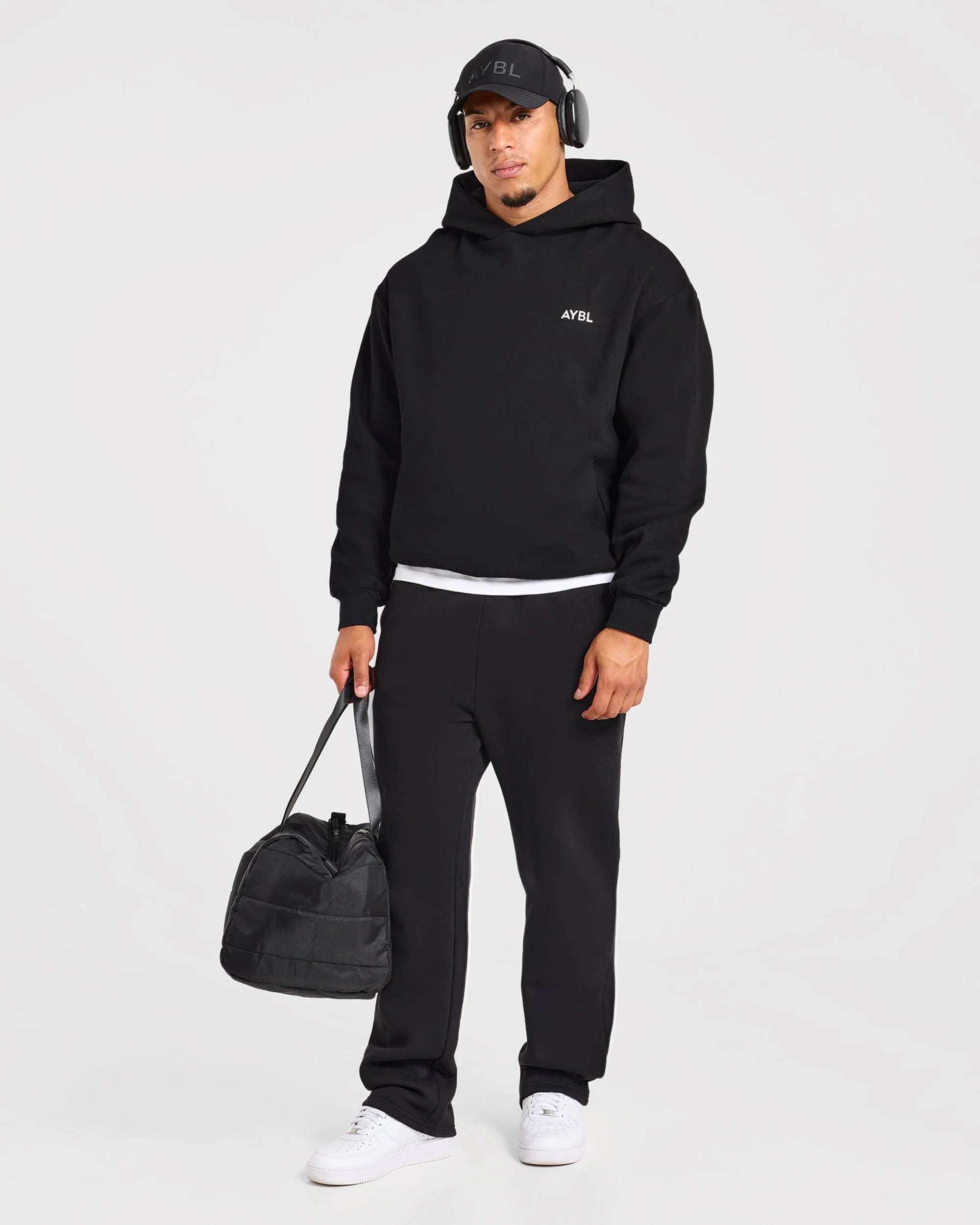 Essential Oversized Hoodie - Zwart - Image 7