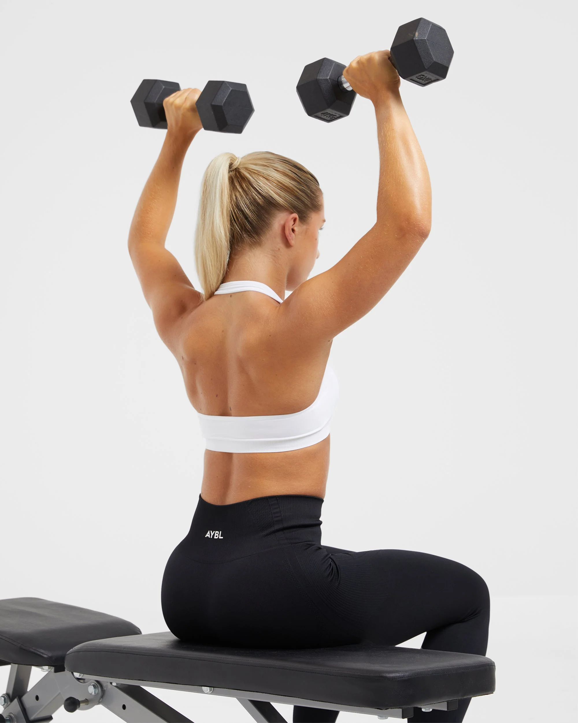 Essential Seamless Halterneck Sports Bra - Wit - Image 8