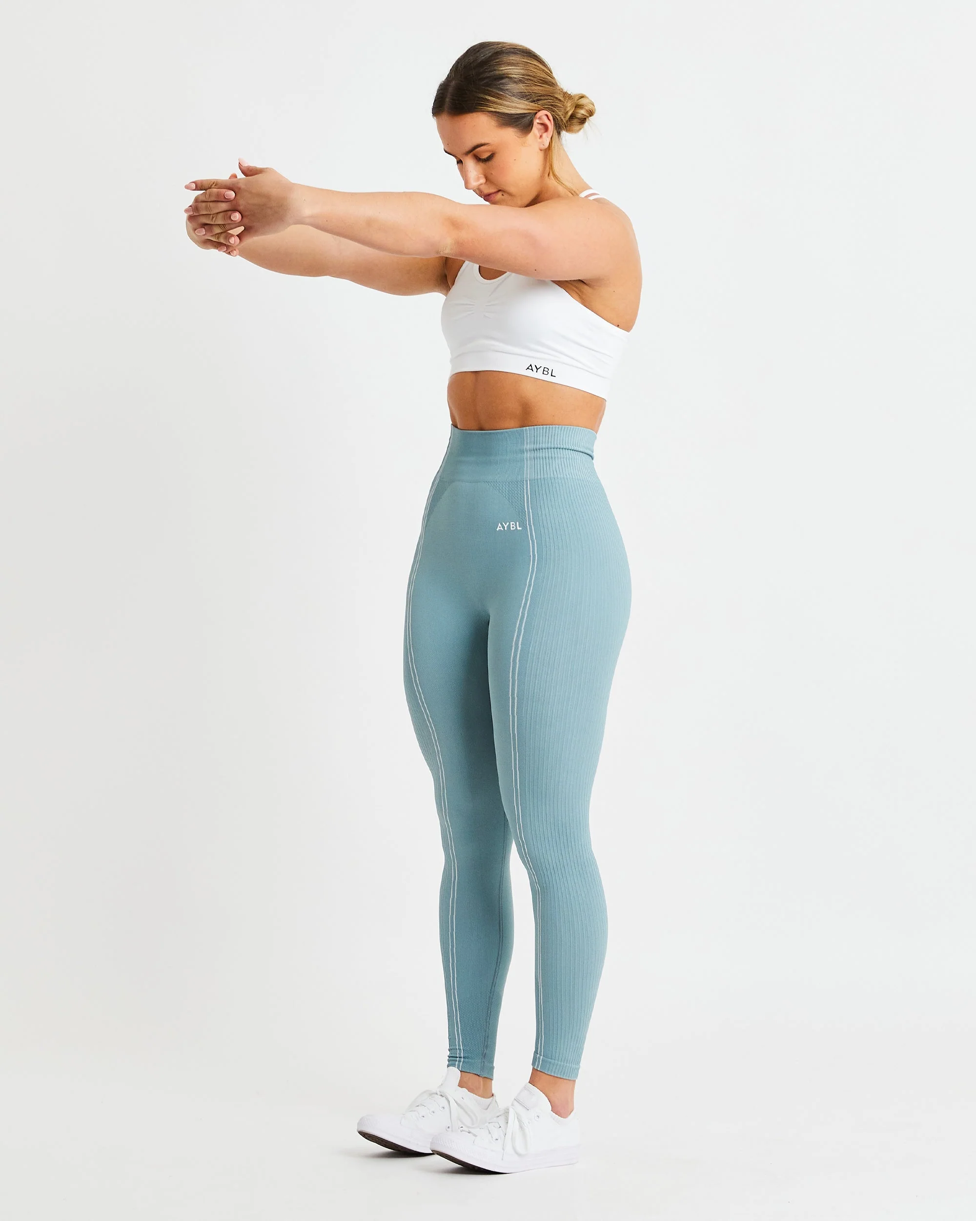 Essential Seamless Ruched Sports Bra - Wit - Image 16