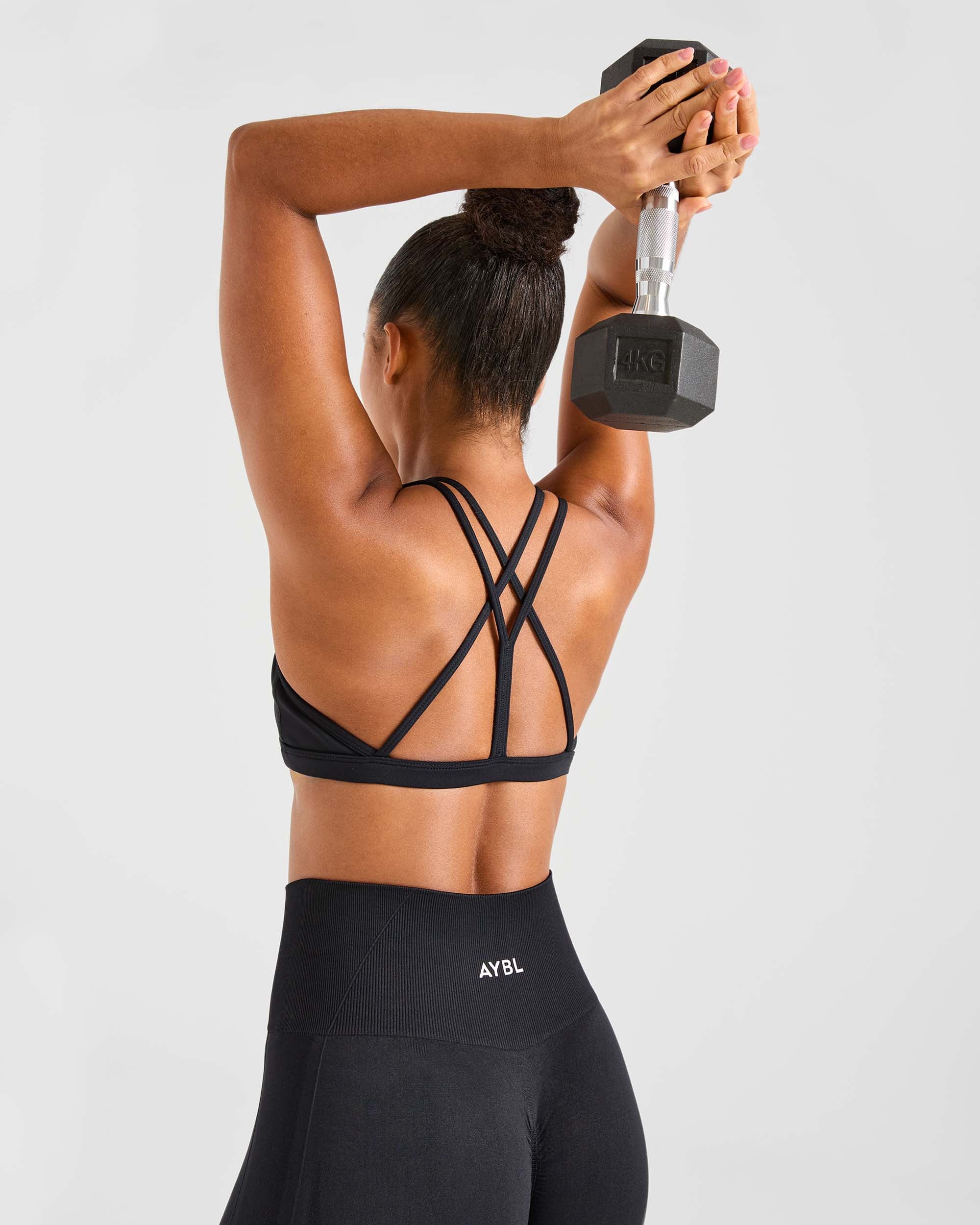 Essential Strappy Sports Bra - Zwart - Image 8
