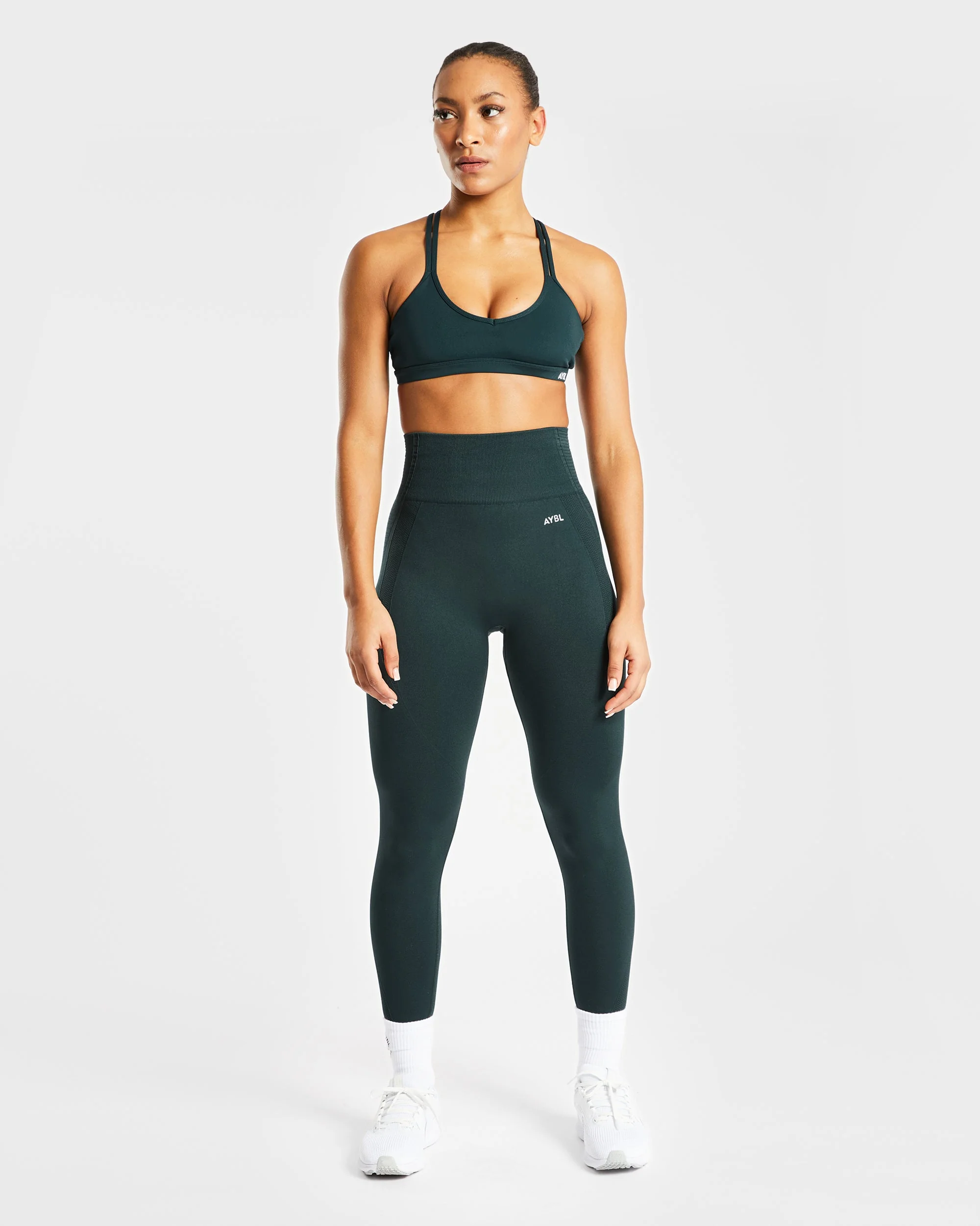 Essential Strappy Sports Bra - Forest Groen - Image 8