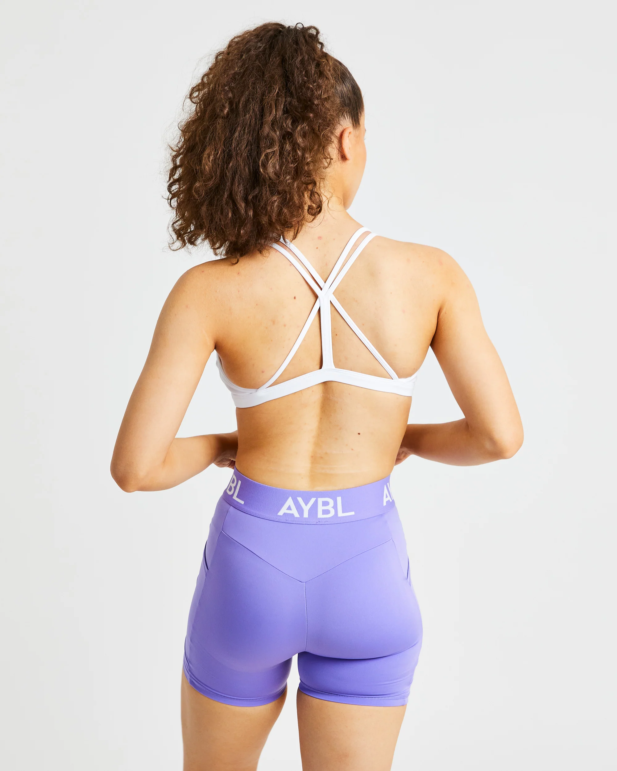 Essential Strappy Sports Bra - Wit - Image 10