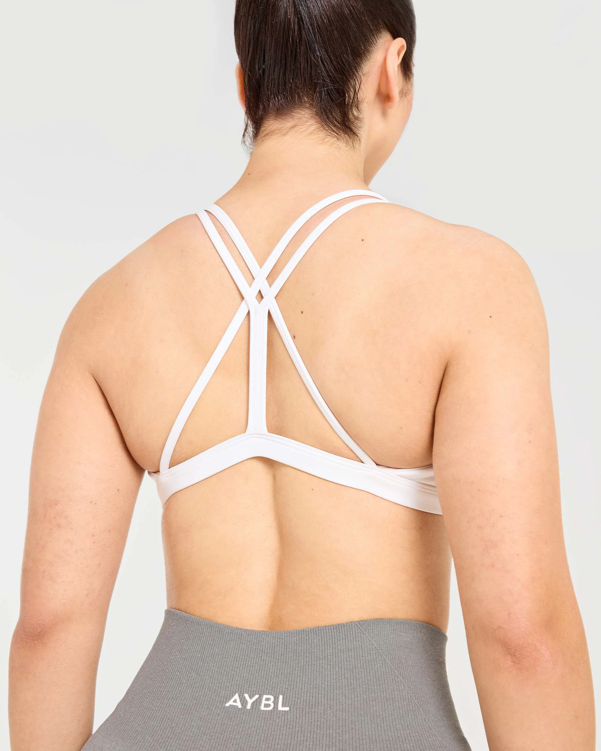 Essential Strappy Sports Bra - Wit - Image 6
