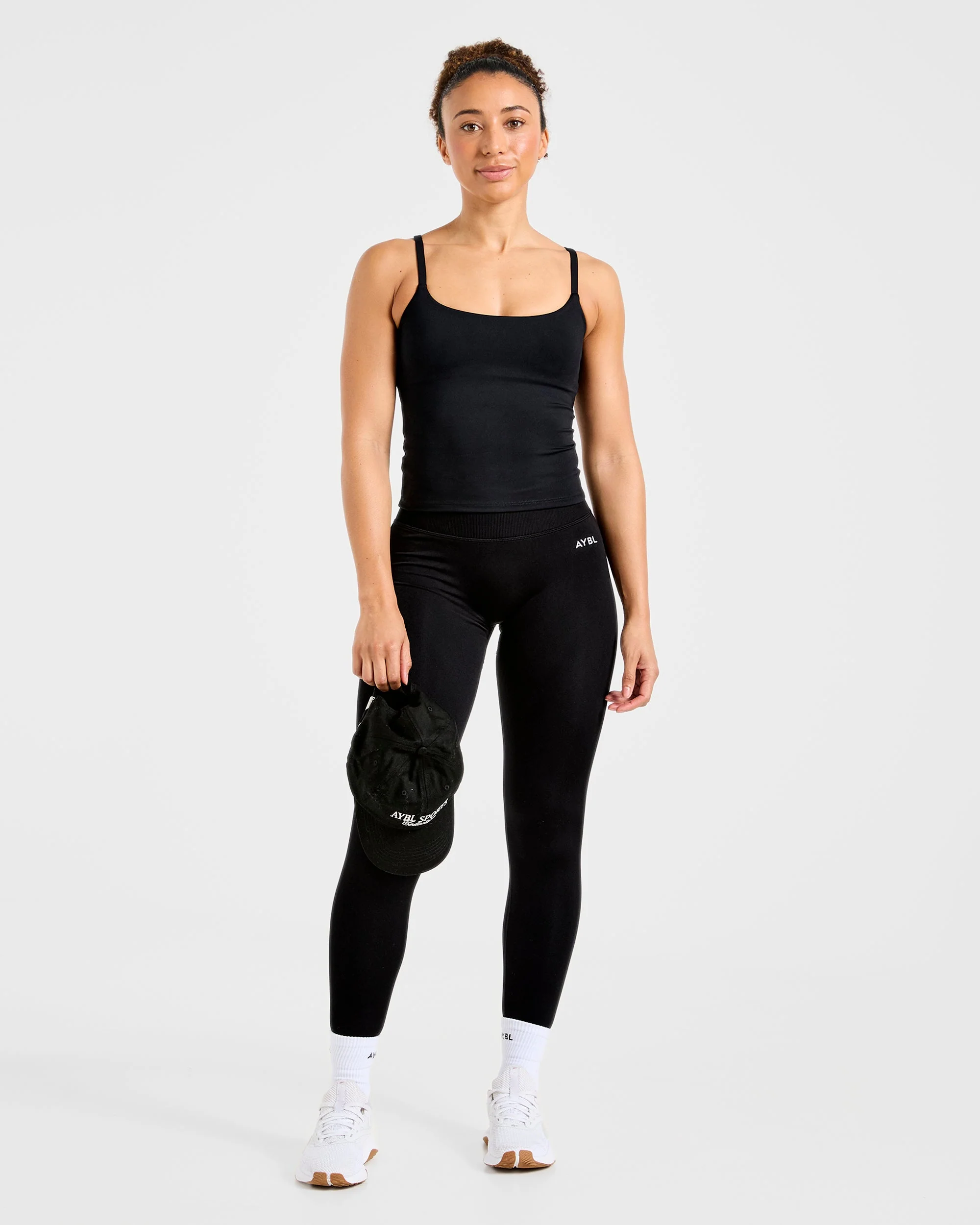 Essential Strappy Tank Top - Zwart - Image 7
