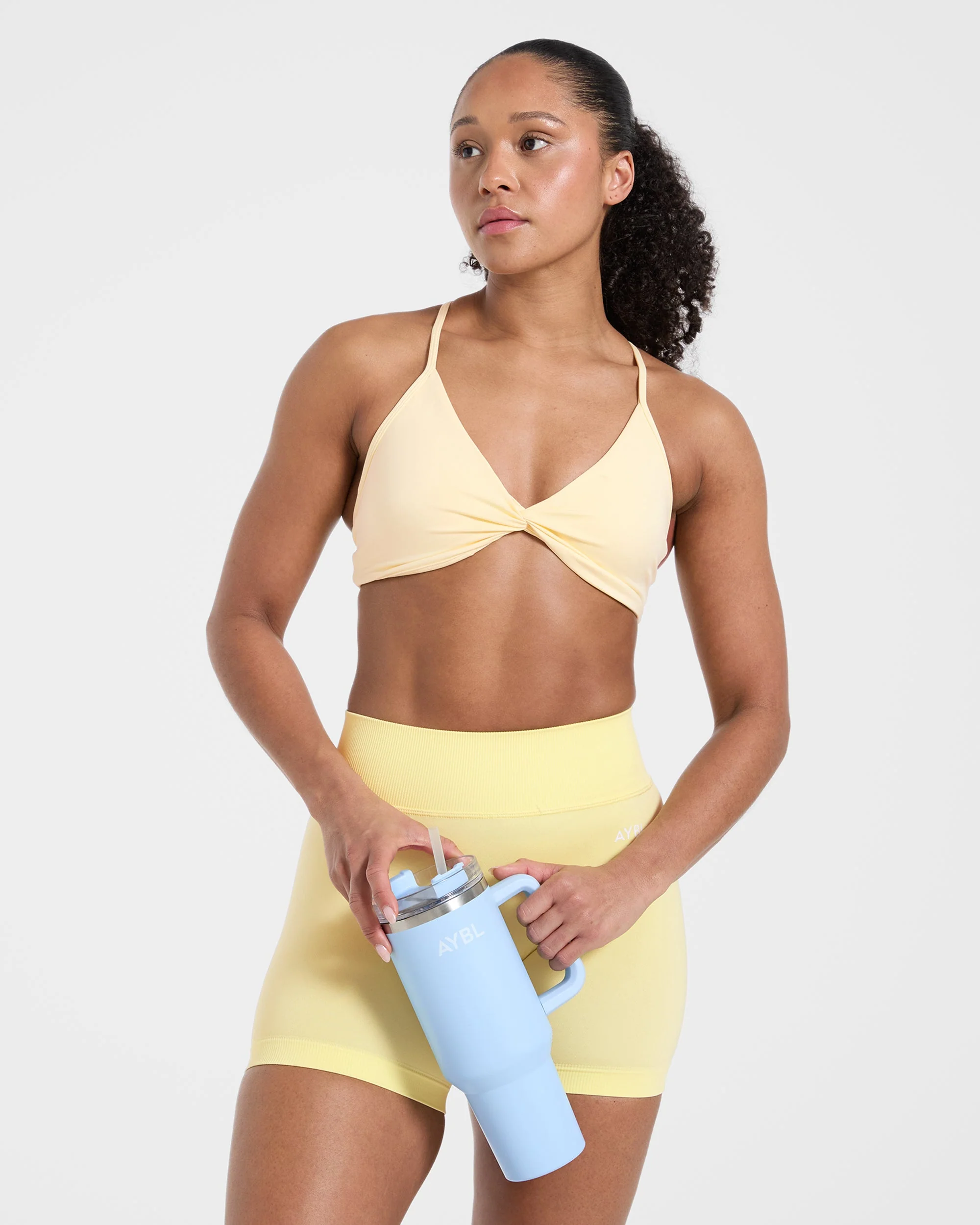 Essential Twist Crossback Sports Bra - Geel - Image 7