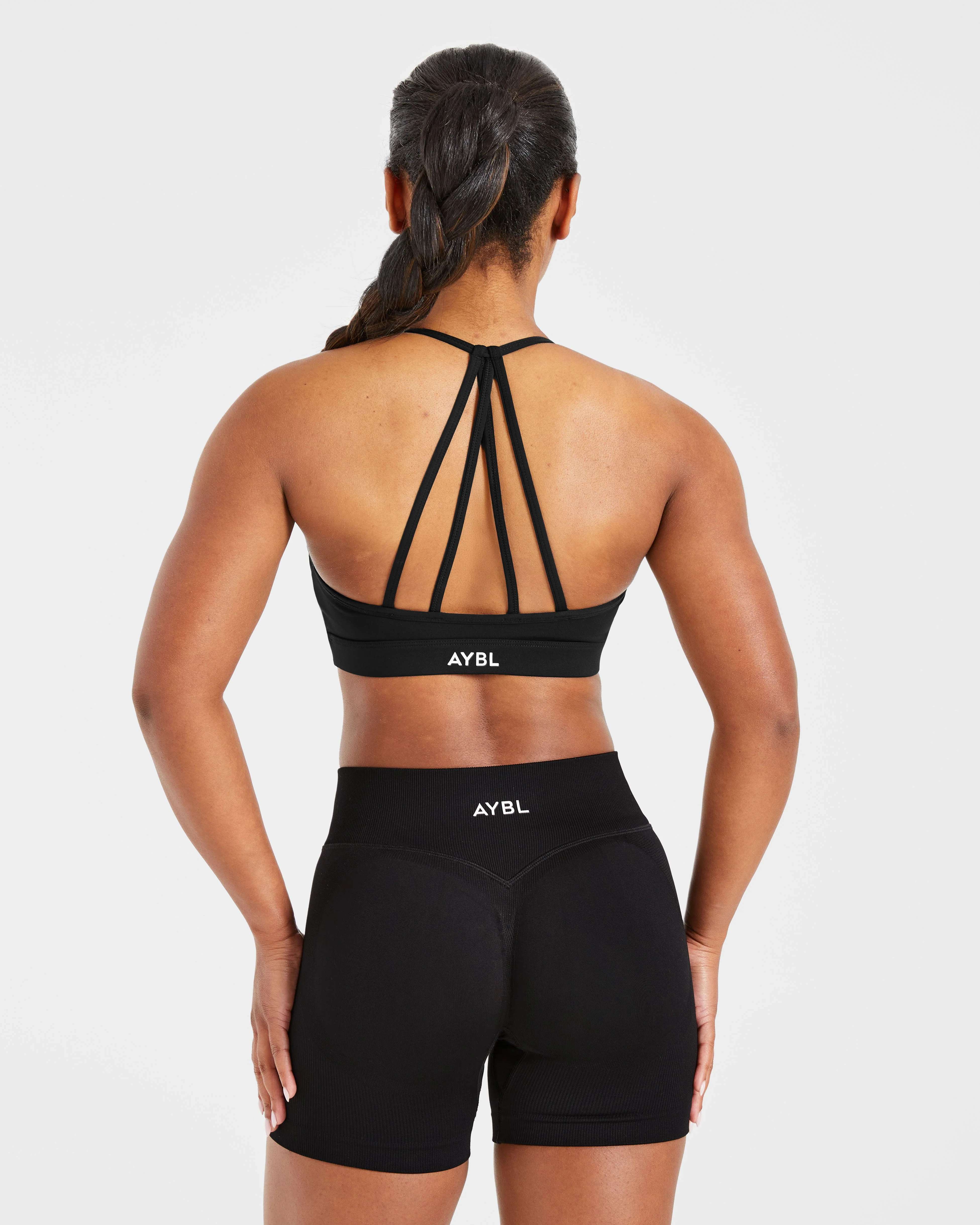 Essential V Neck Strappy Sports Bra - Zwart - Image 2