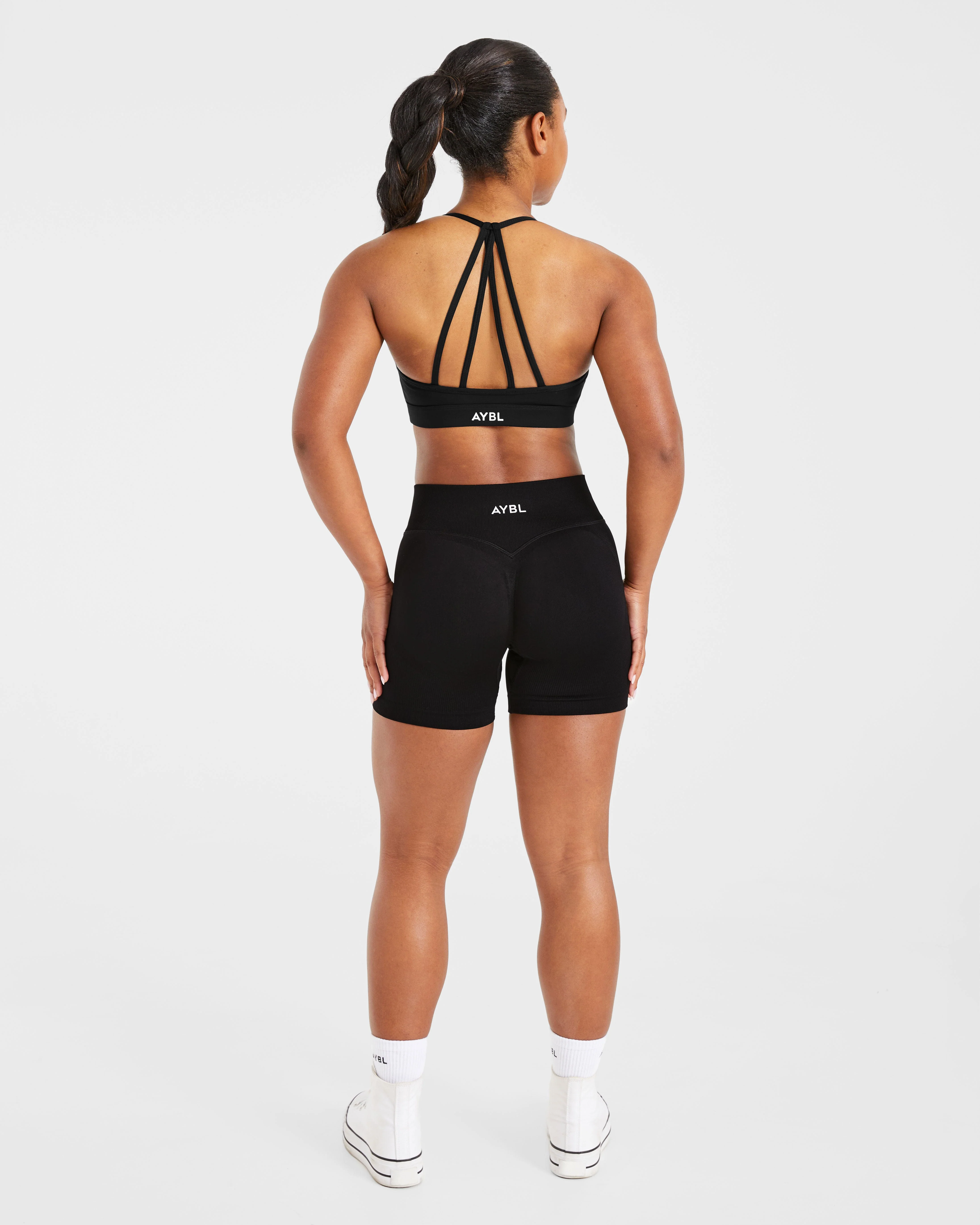 Essential V Neck Strappy Sports Bra - Zwart - Image 4
