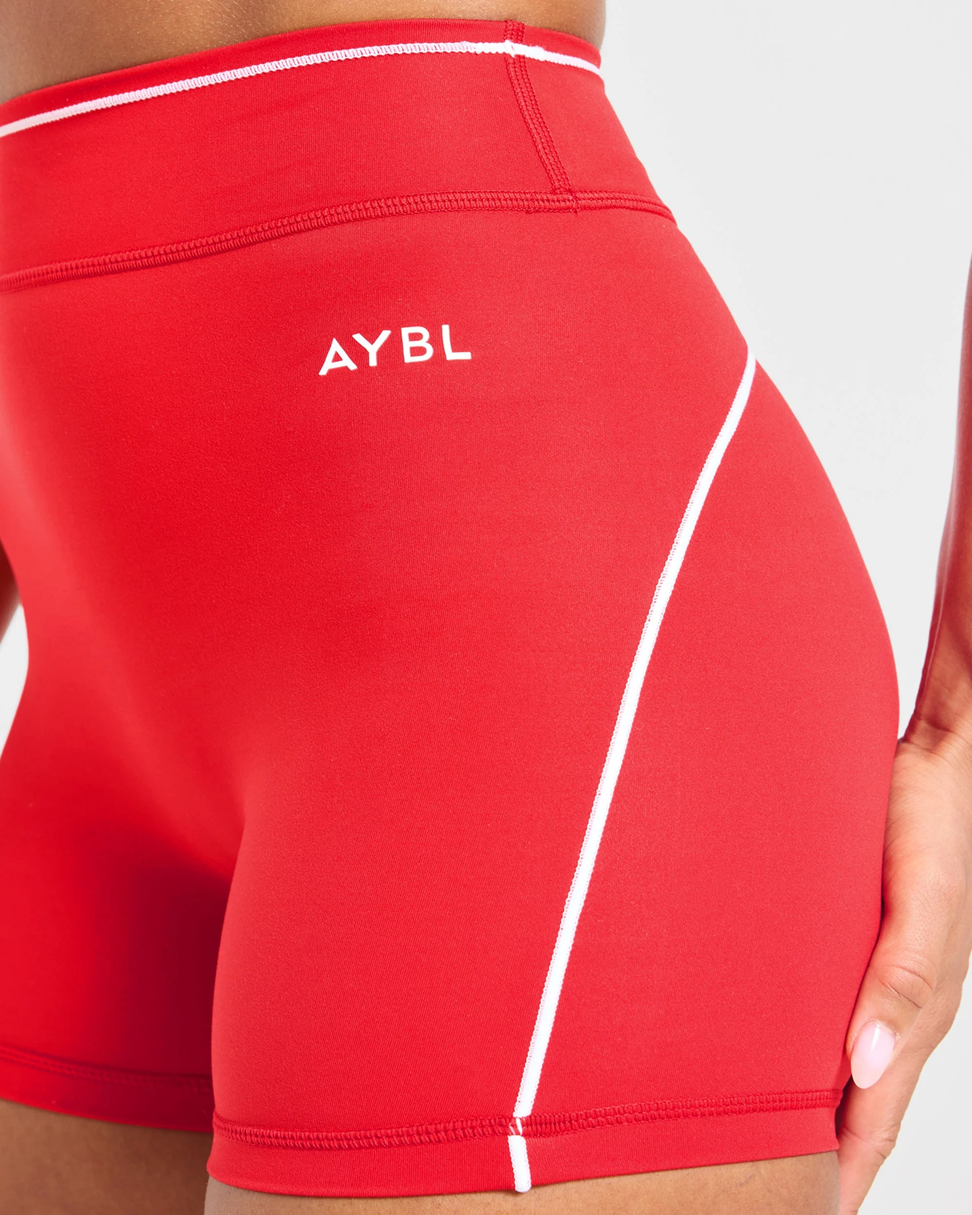 Form Shorts - Rood - Image 6