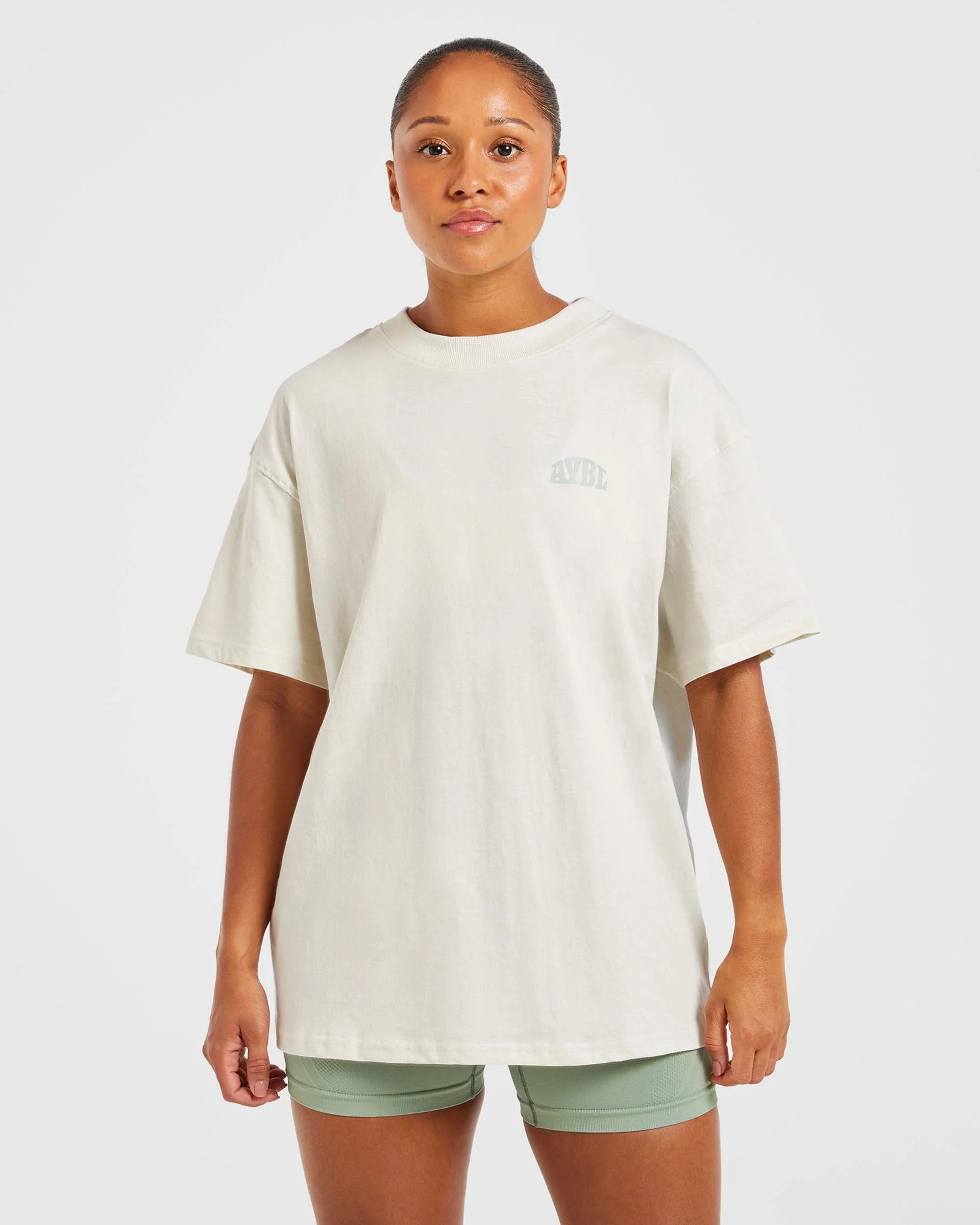 Mind Over Matter Oversized T Shirt - Beige/Groen - Image 2