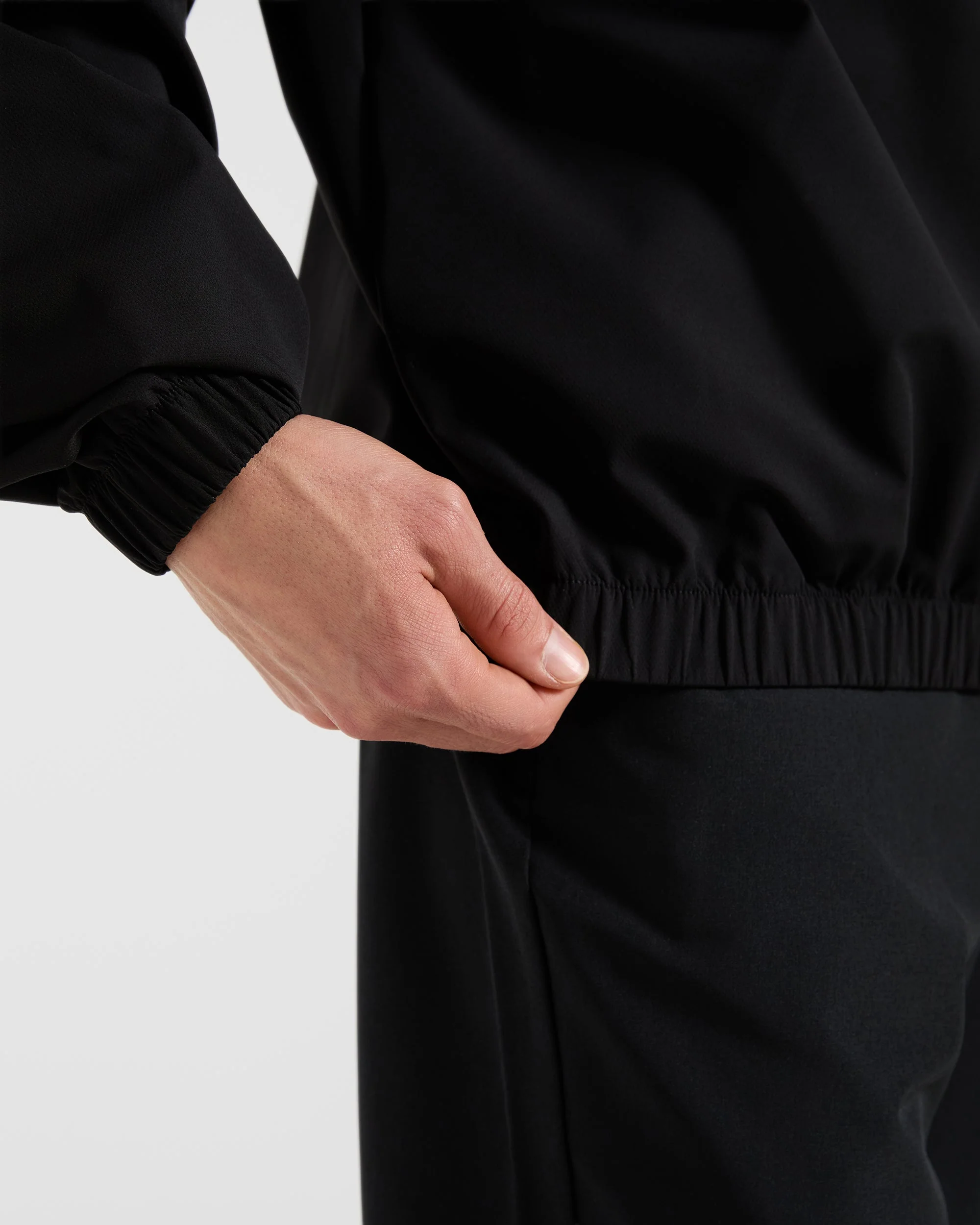 Precision 1/4 Zip Wind Pullover - Schwarz - Image 6