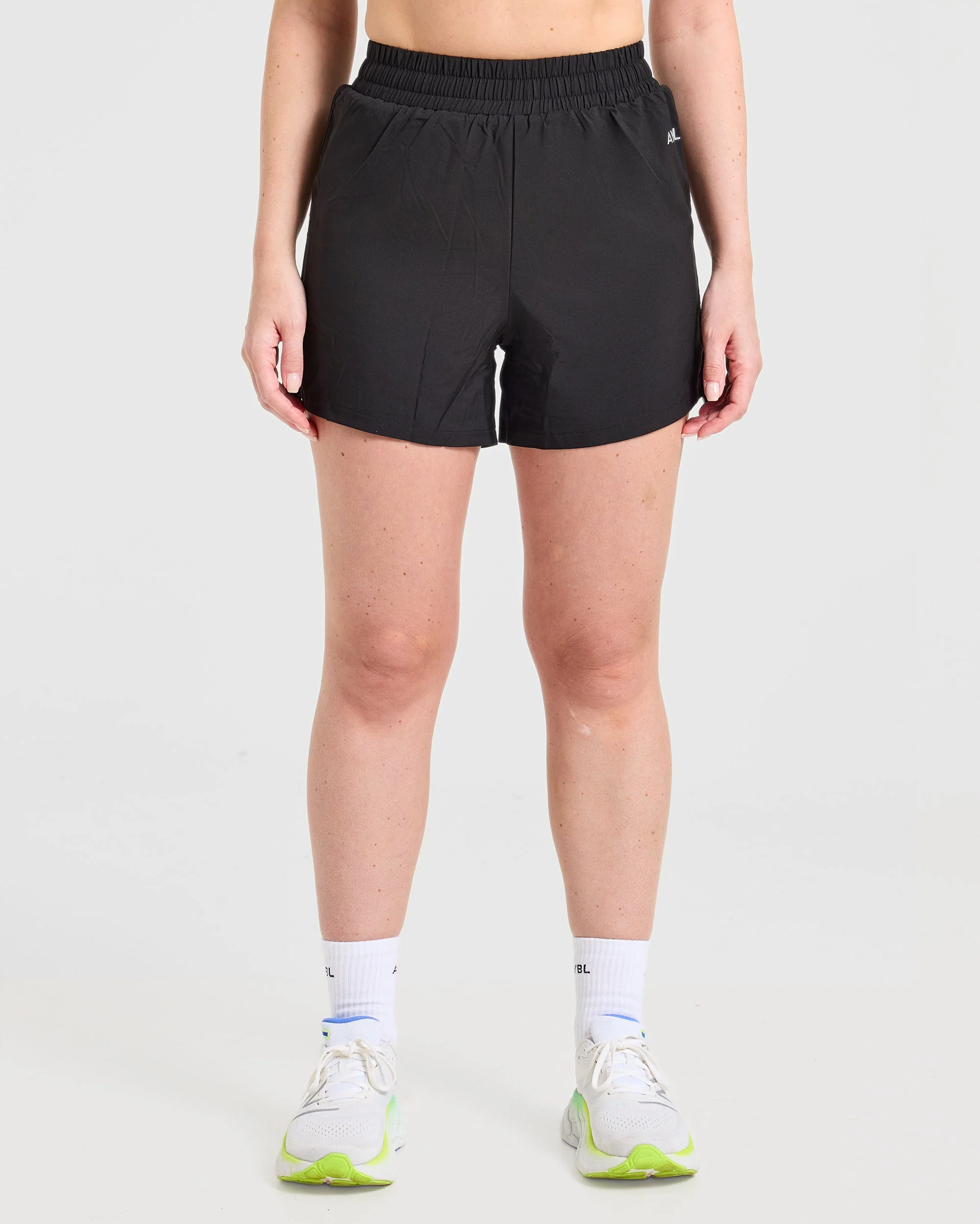 Run Ruched Shorts - Zwart