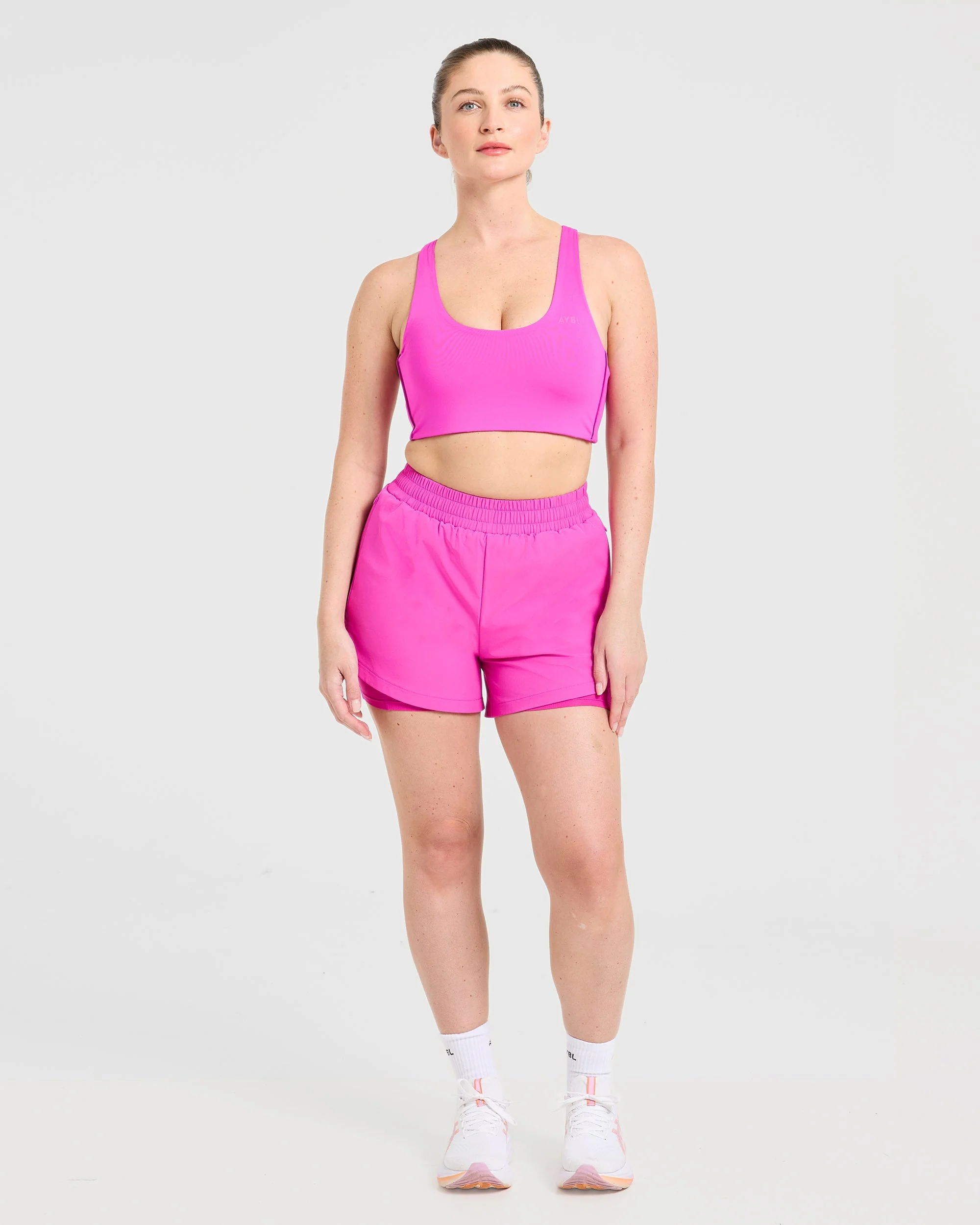 Run Sports Bra - Vibrant Magenta - Image 3