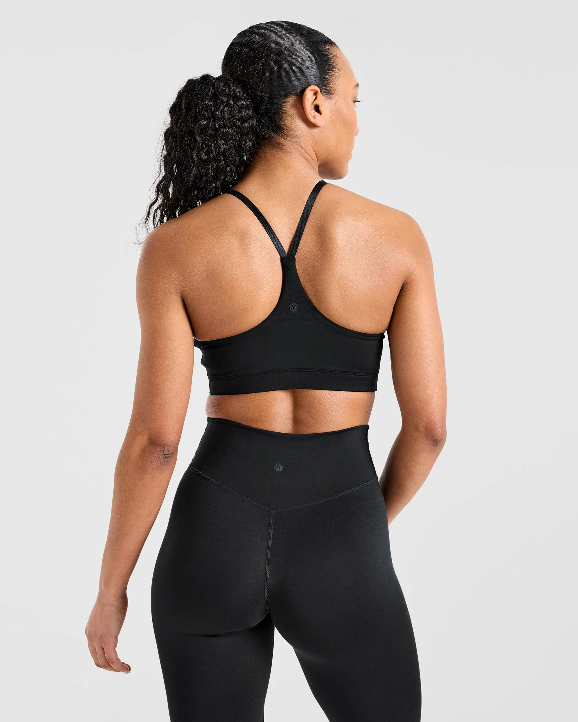 Staple Sports Bra - Zwart - Image 2
