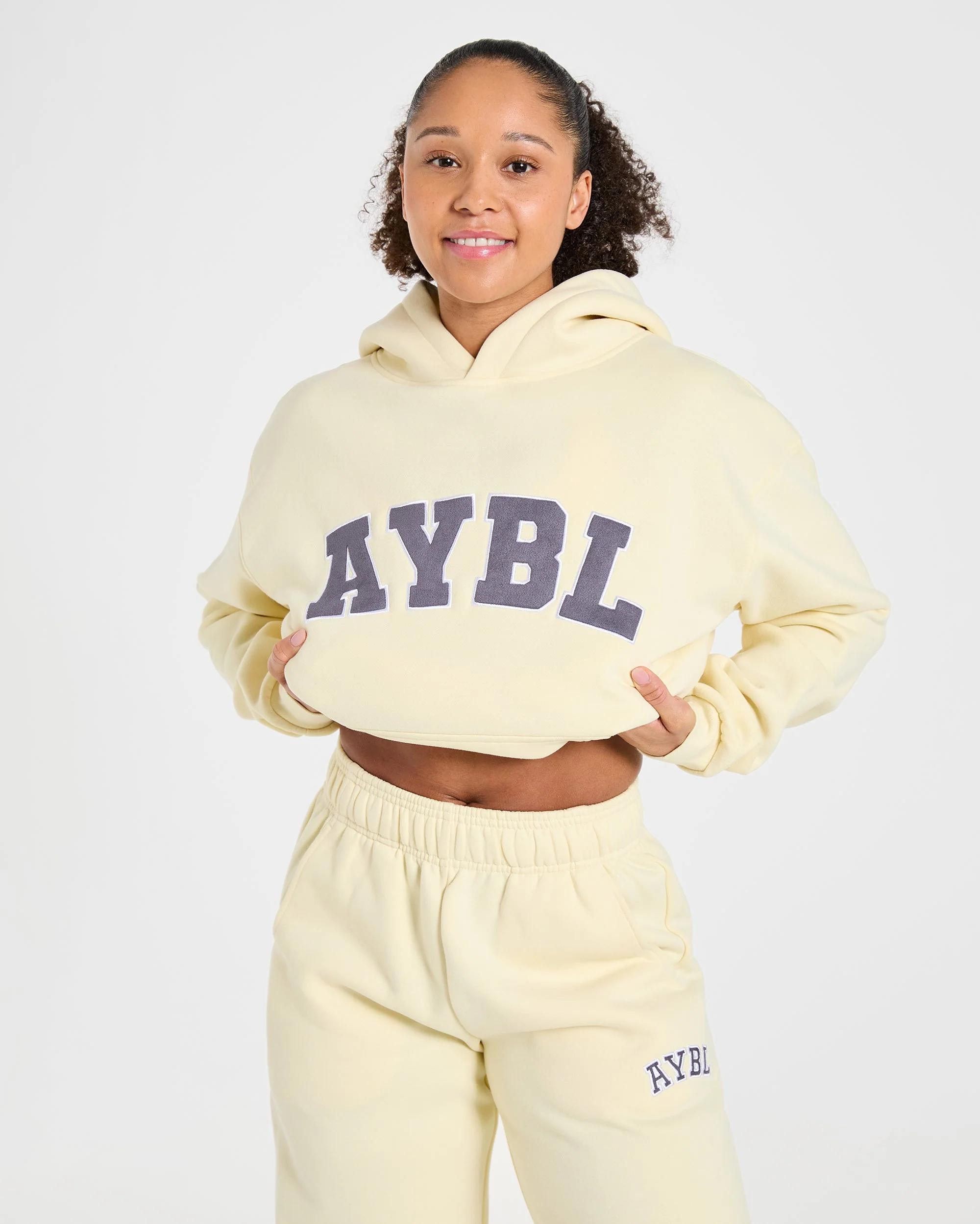 Varsity 2.0 Oversized Hoodie - Butter Geel - Image 8