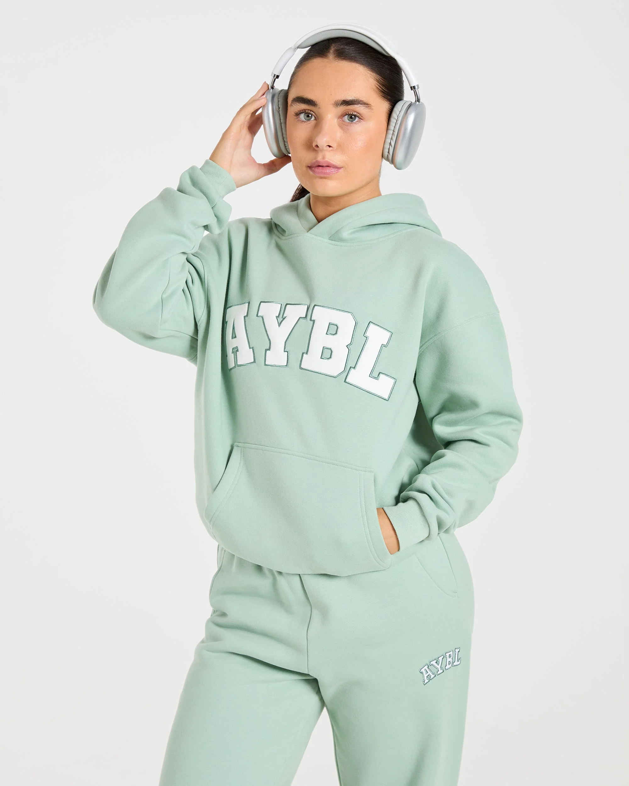 Varsity 2.0 Oversized Hoodie - Sage Groen - Image 8