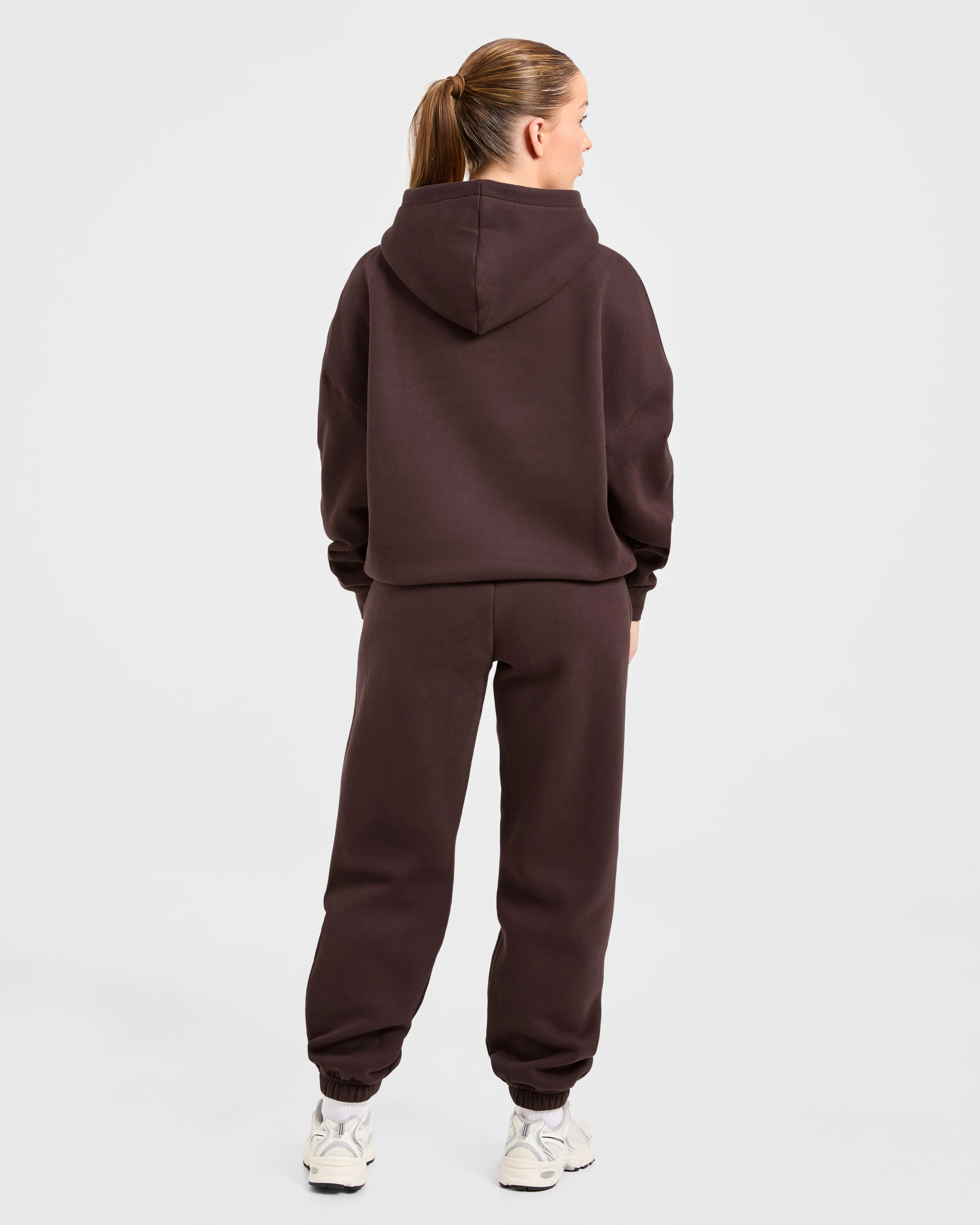 Varsity 2.0 Oversized Joggers - Cocoa Bruin - Image 4