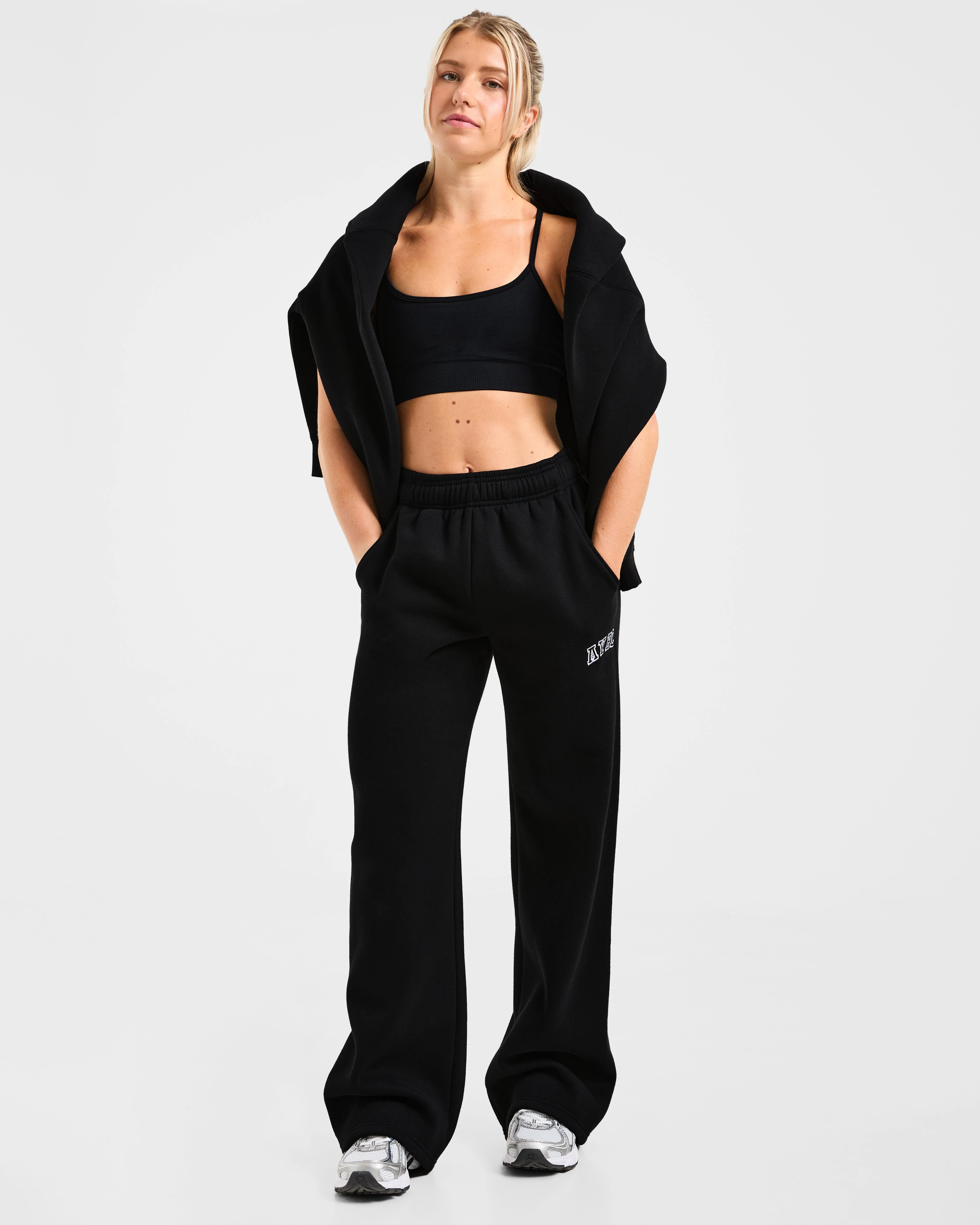 Varsity 2.0 Oversized Straight Leg Joggers - Zwart - Image 7