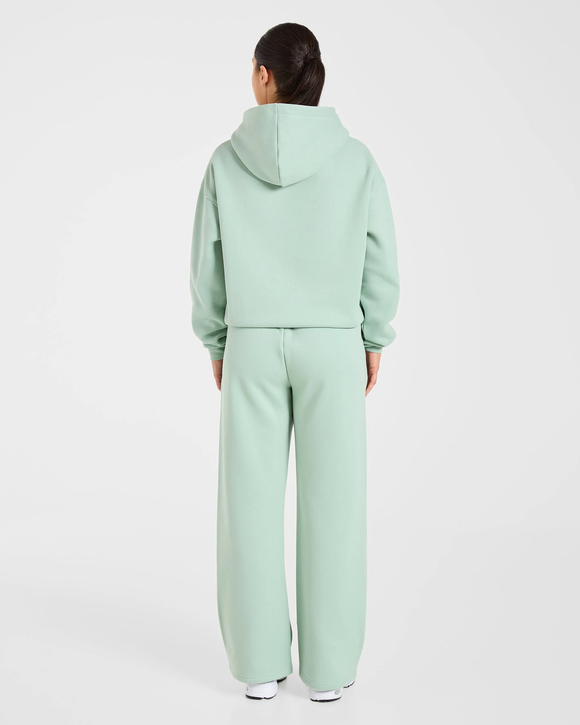 Varsity 2.0 Oversized Straight Leg Joggers - Sage Groen - Image 4