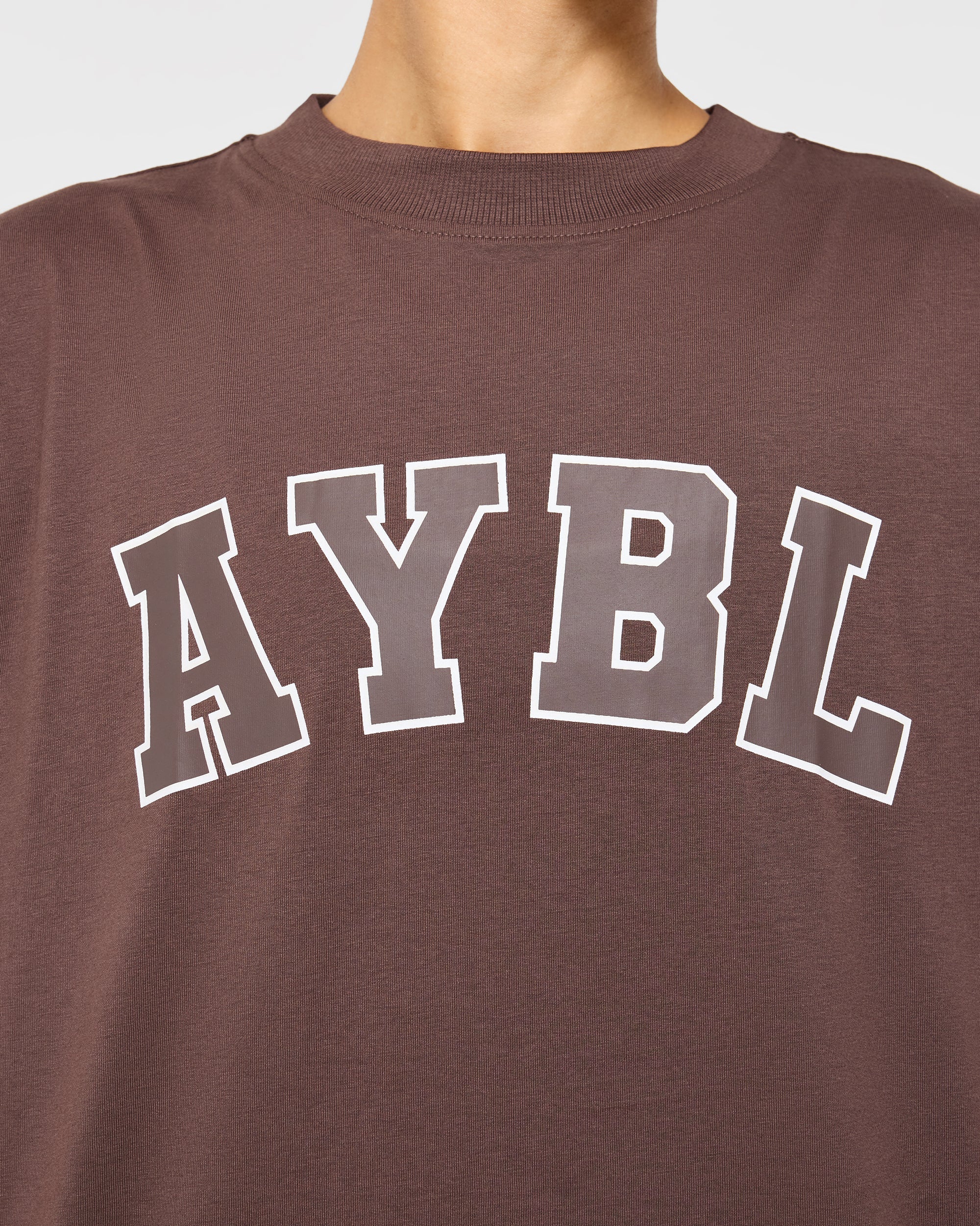 Varsity 2.0 Oversized T Shirt - Bruin - Image 5