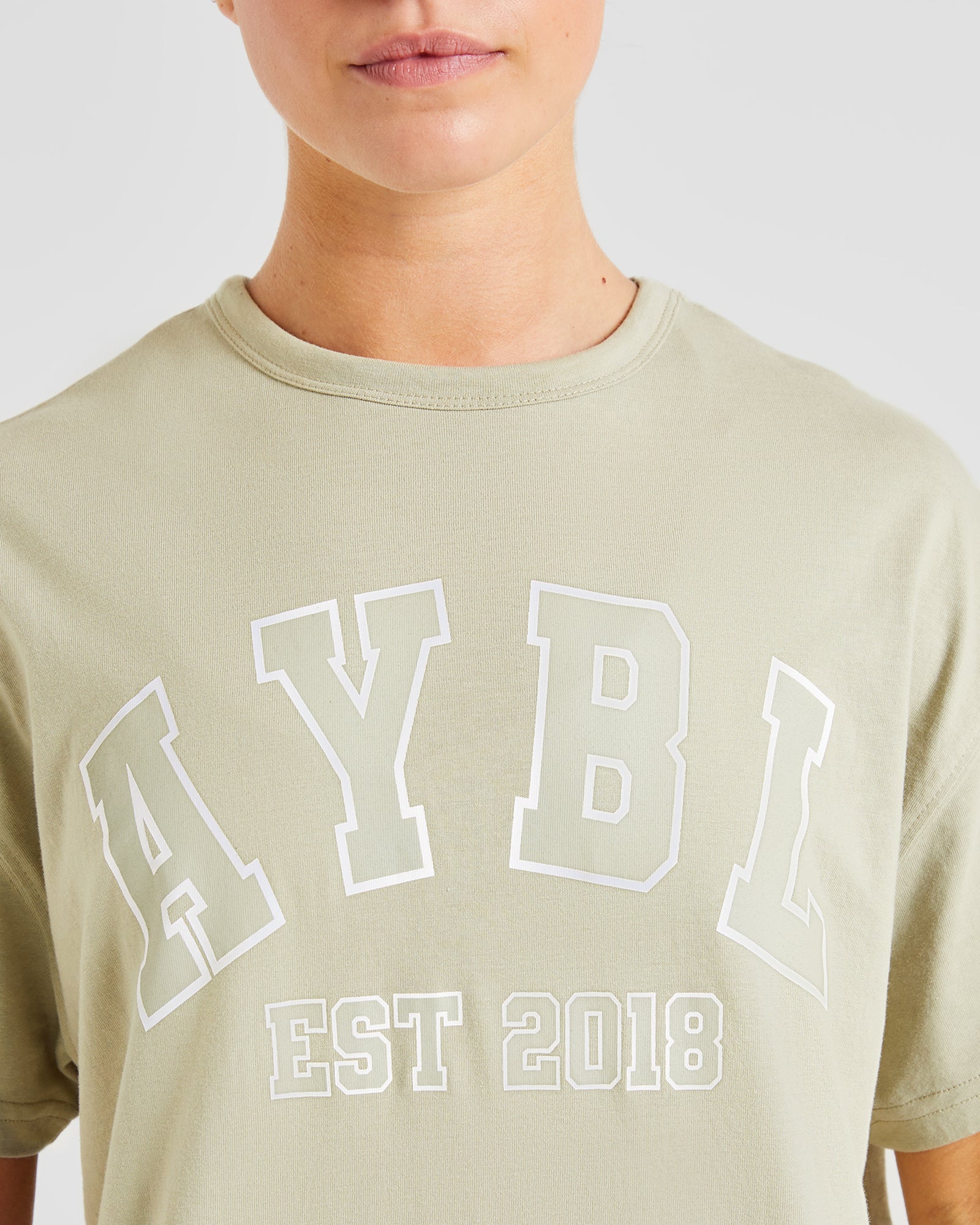Varsity Oversized T Shirt - Olive Groen - Image 13