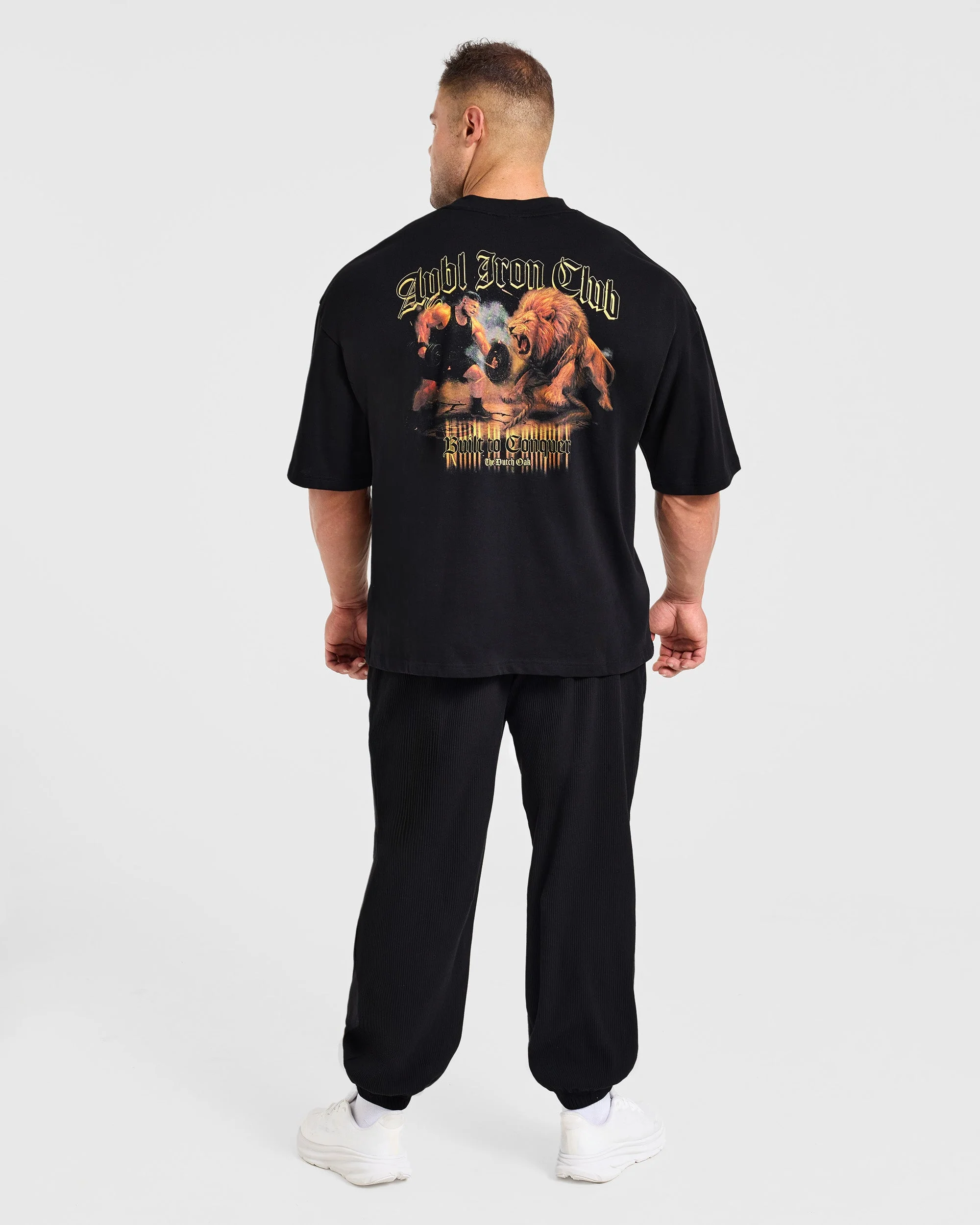 Wesley Vissers x Built to Conquer Oversized T Shirt - Zwart - Image 4